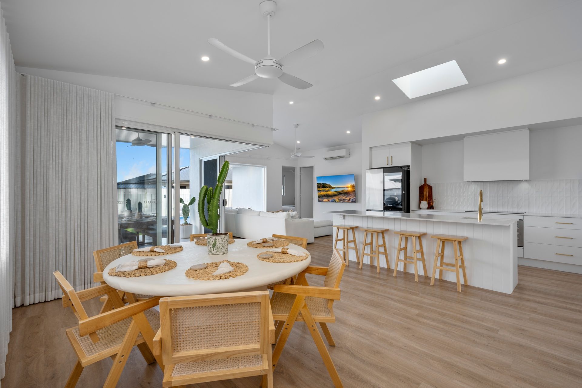 10 Eaglefield Street — photo 7 of 25