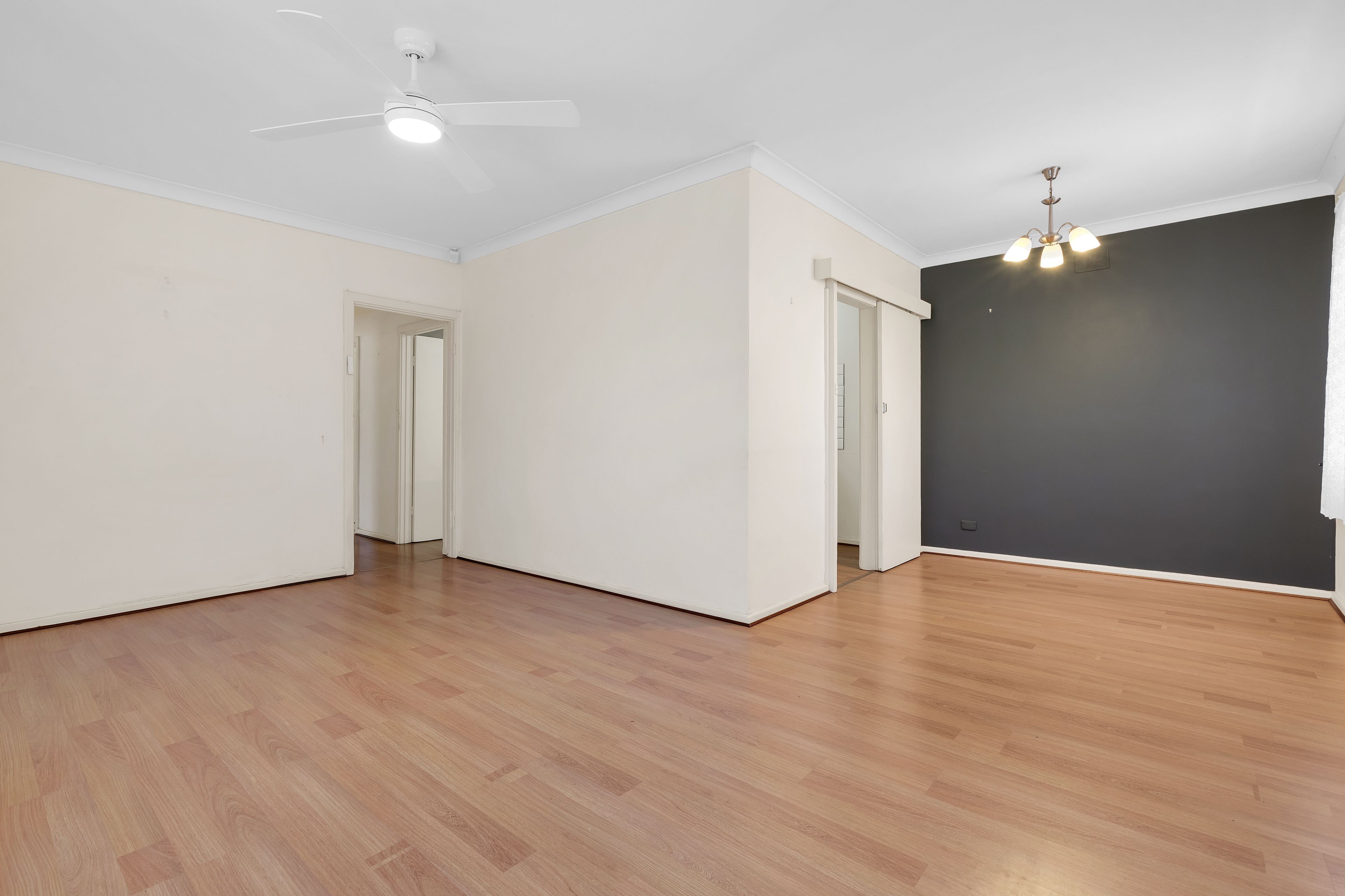 54 Peachey Road — photo 8 of 28