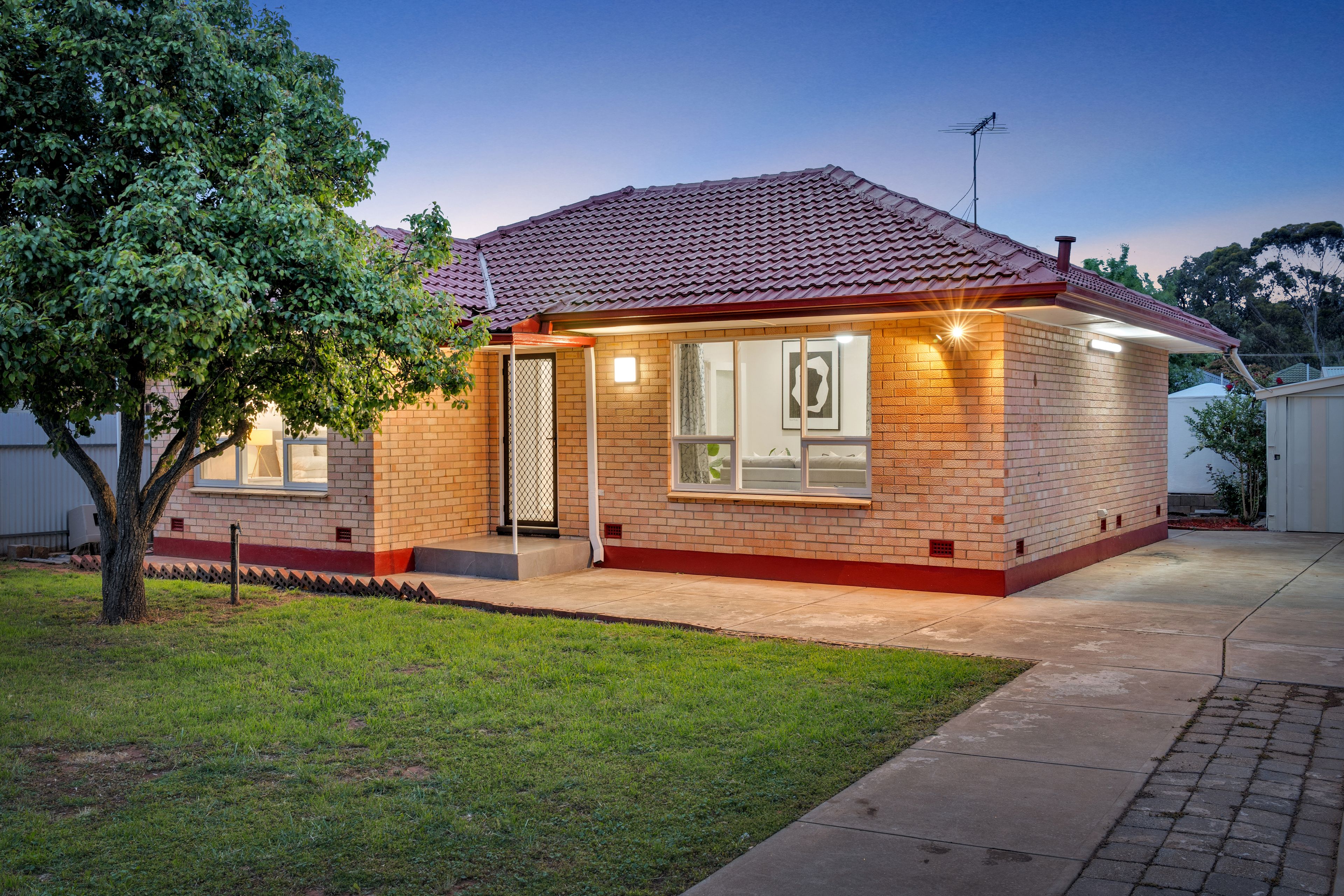 32 Edith Road , Salisbury North SA 5108