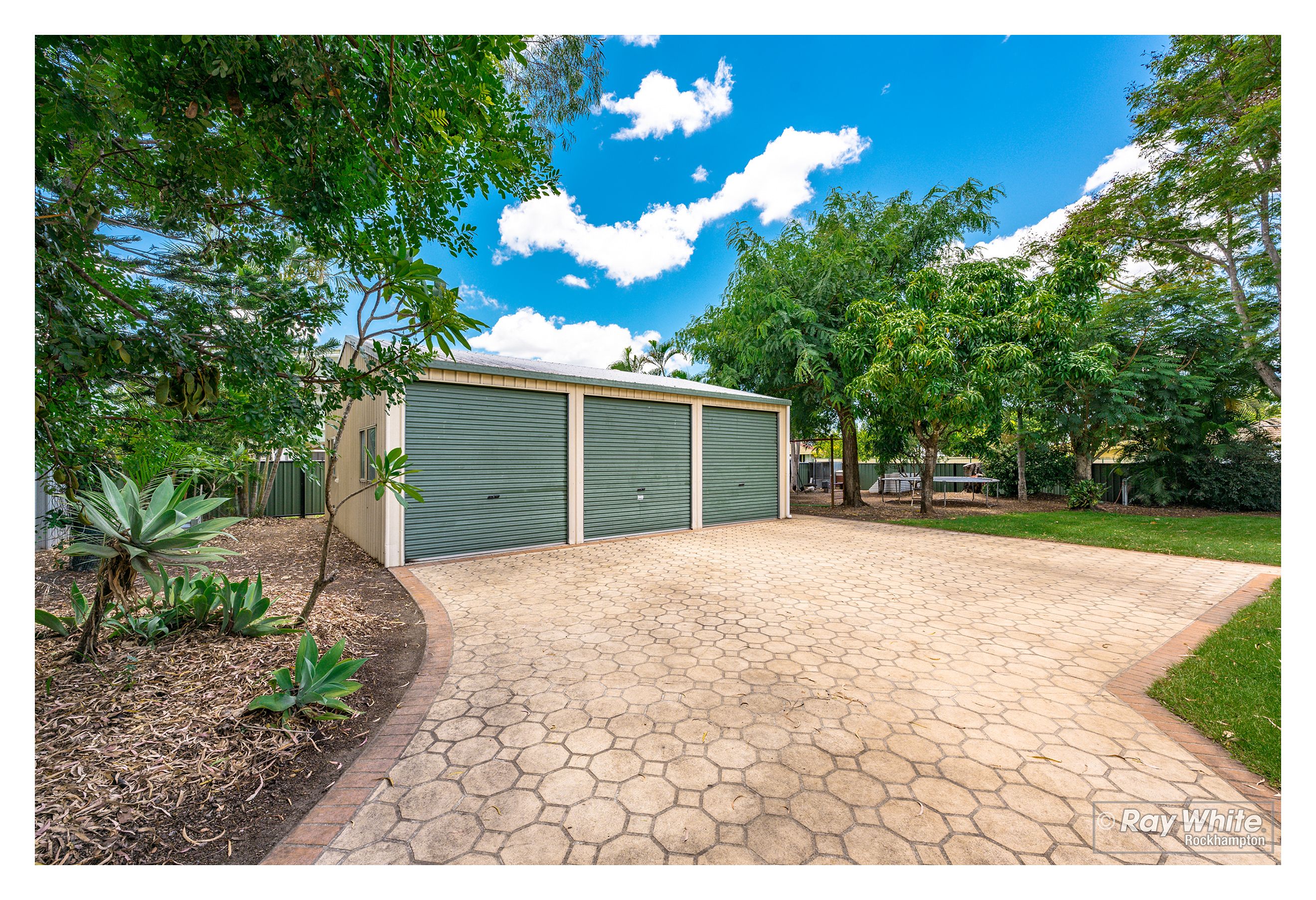 37 Locke Street, Kawana, QLD 4701