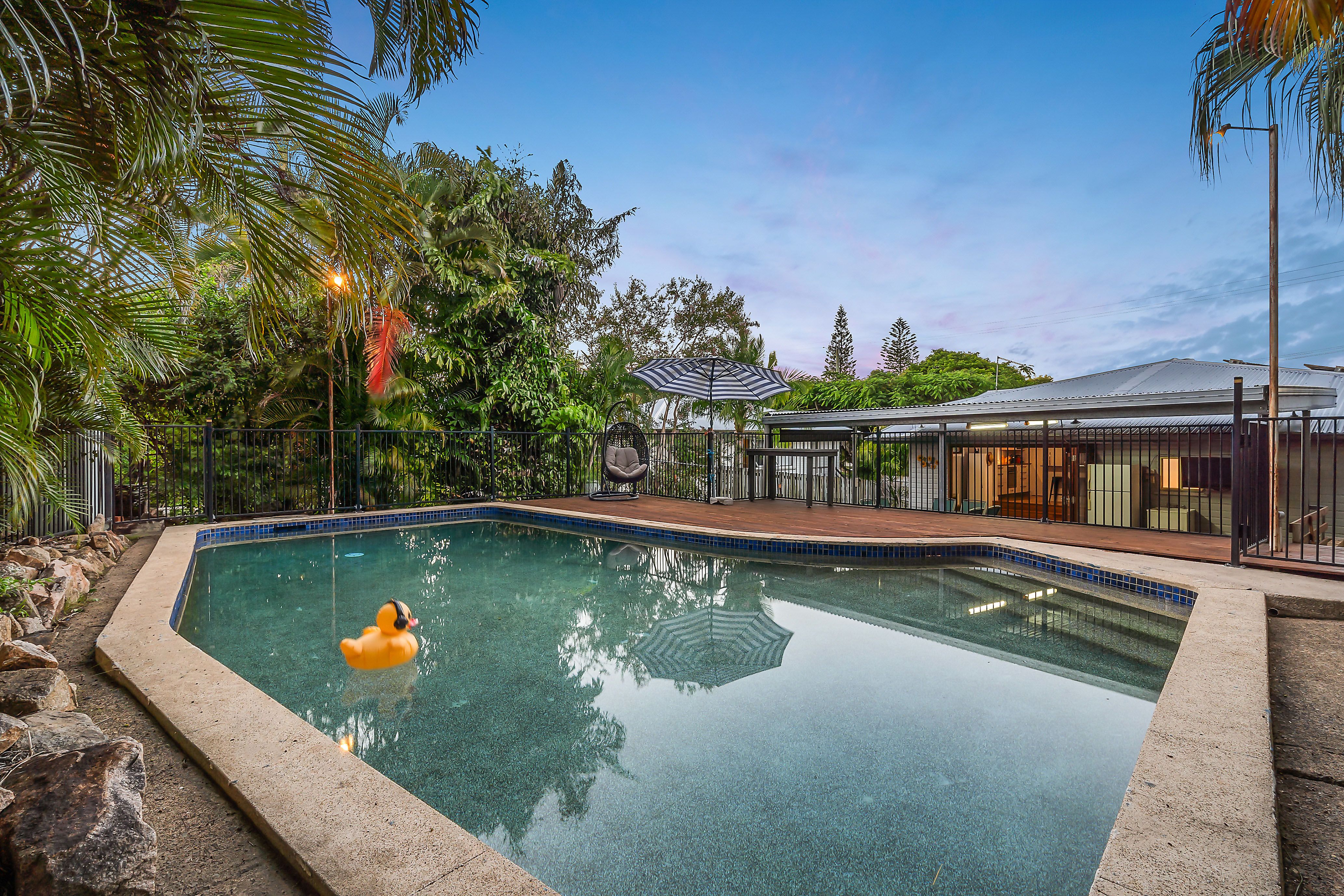 158 Redwood Street, Stafford Heights, QLD 4053