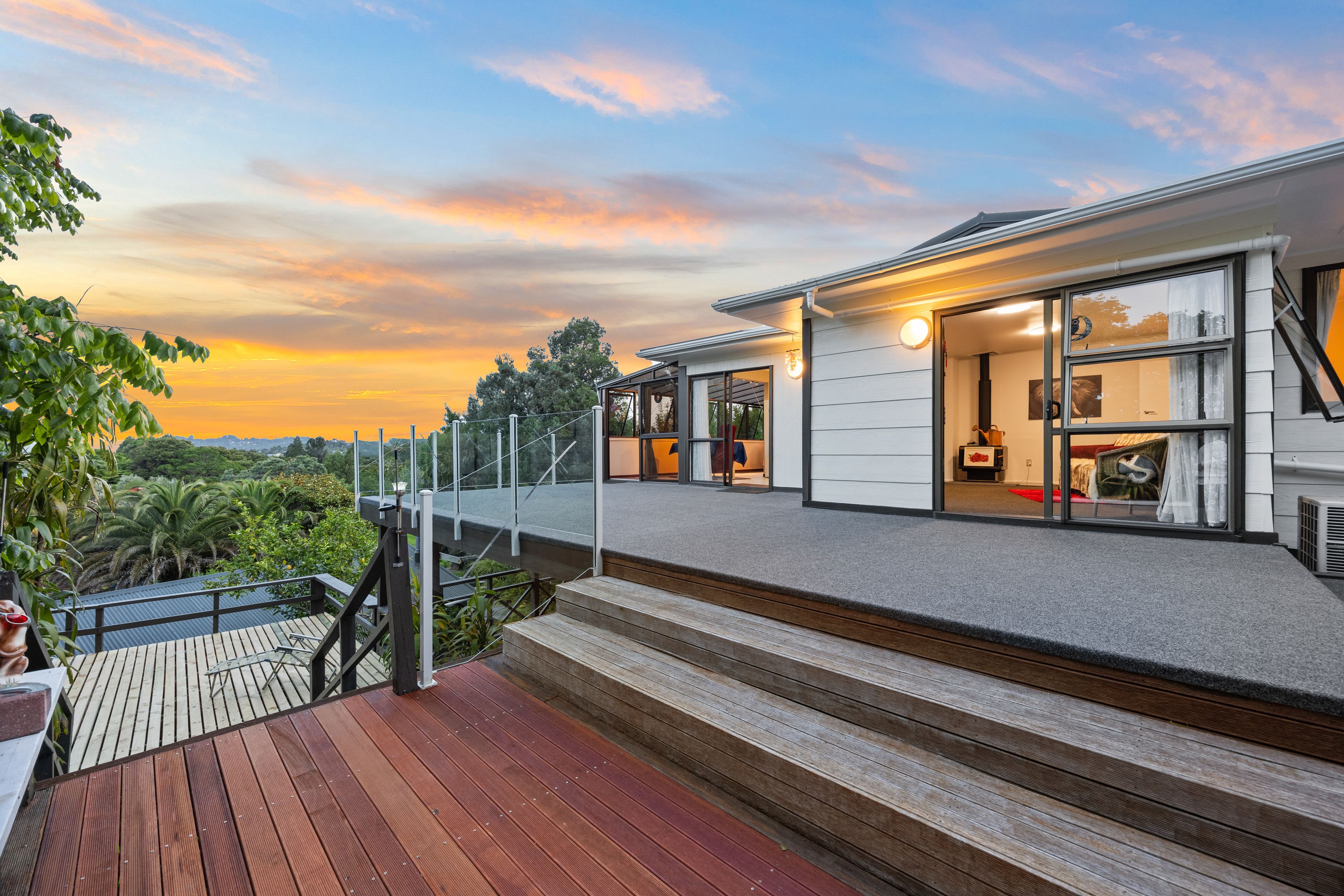 274 Forest Hill Road, Waiatarua, Waitakere City