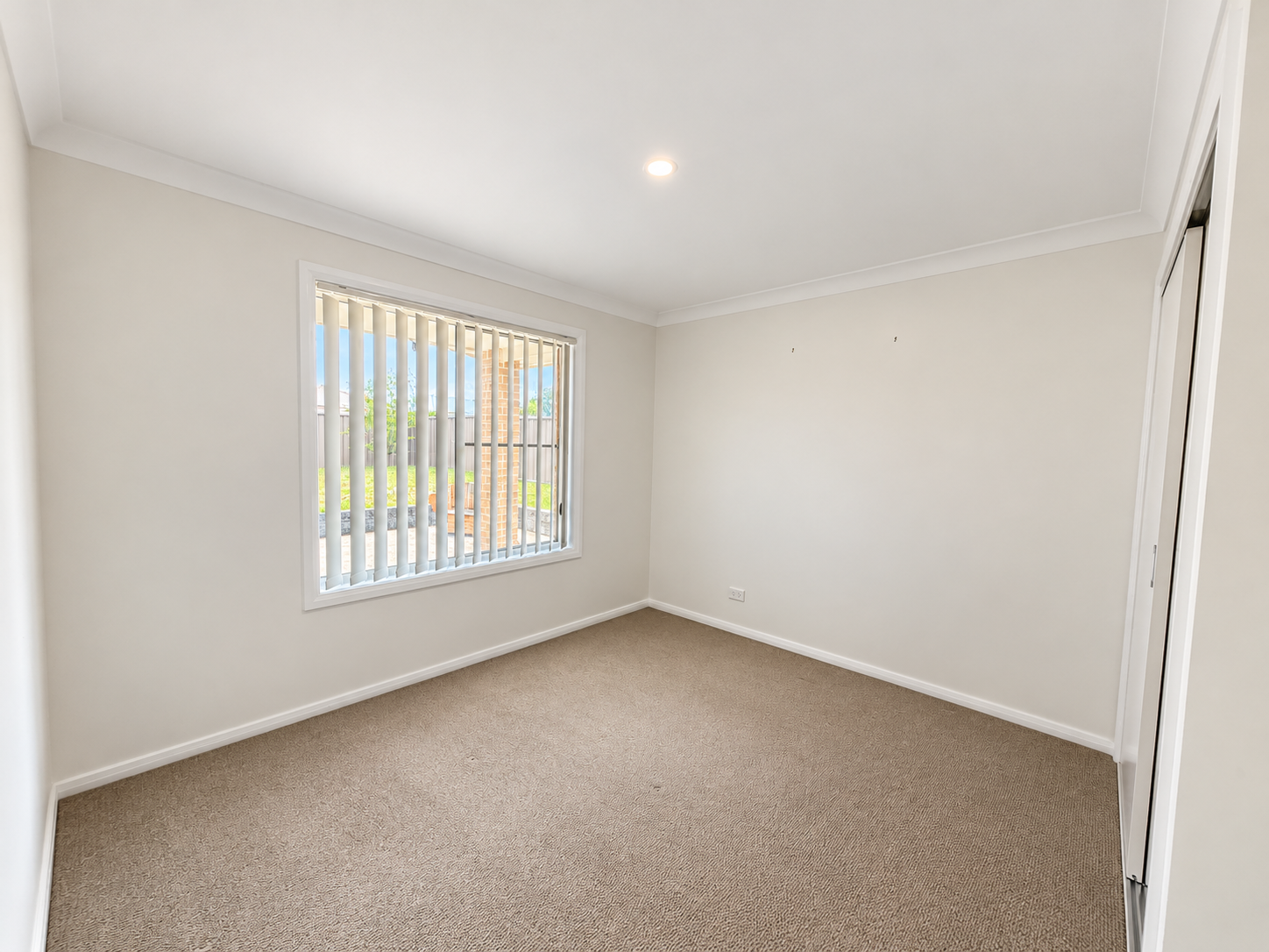 1/10 Yeomans Road — photo 9 of 10