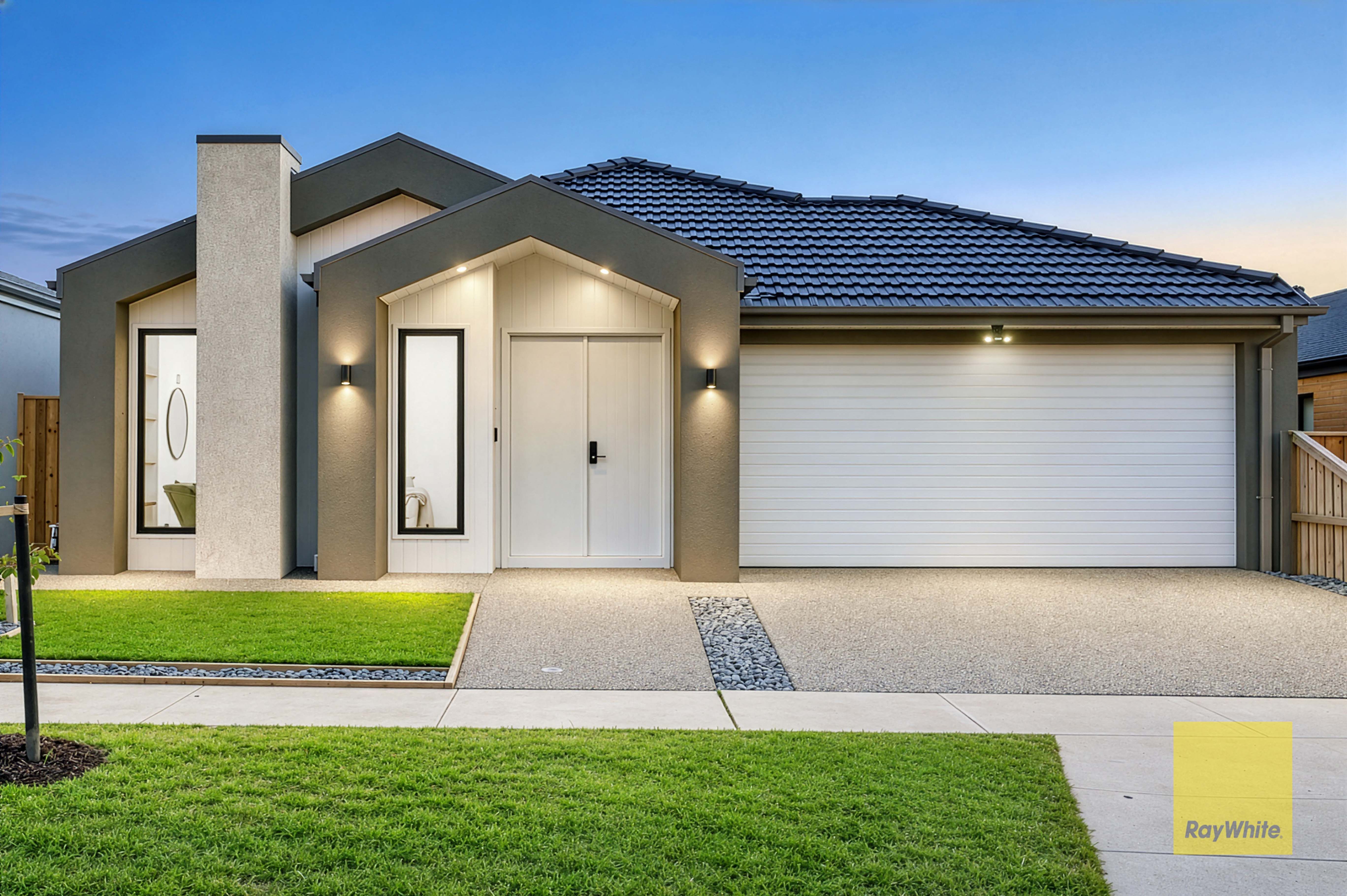 20 Gould Crescent — photo from Ray White Mickleham