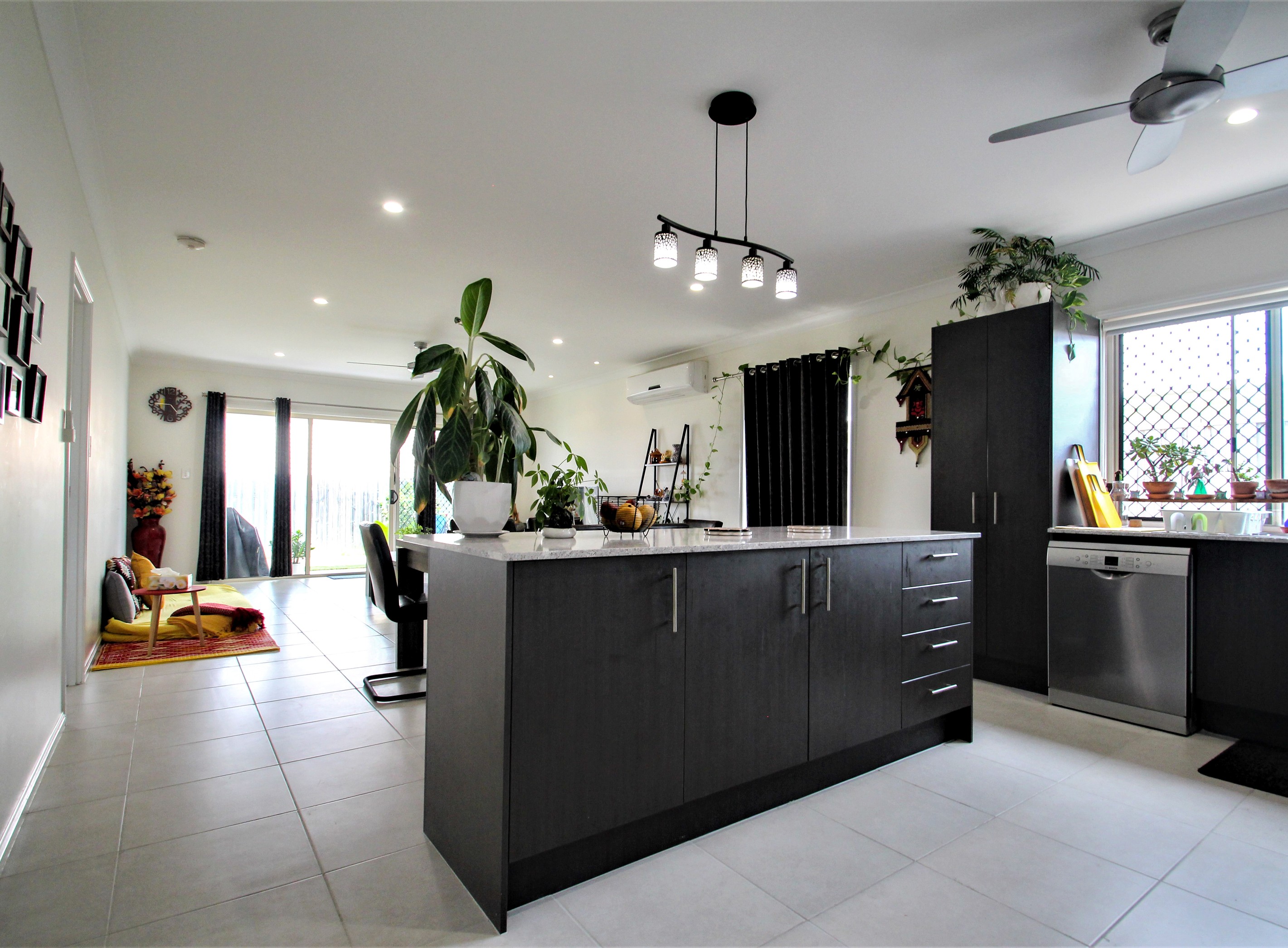 27 Morris Crescent, Bellbird Park, QLD 4300