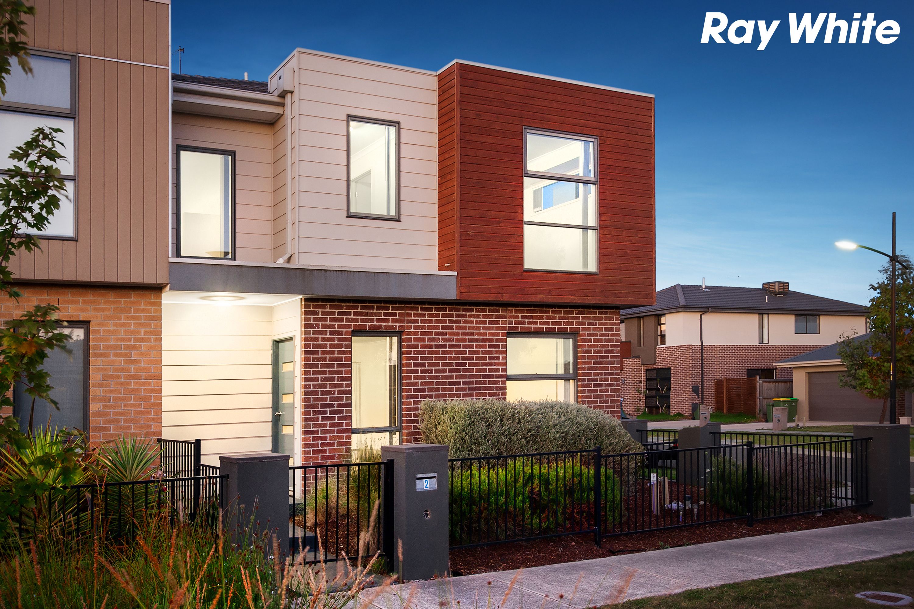 2 Jade Walk, Officer, VIC 3809