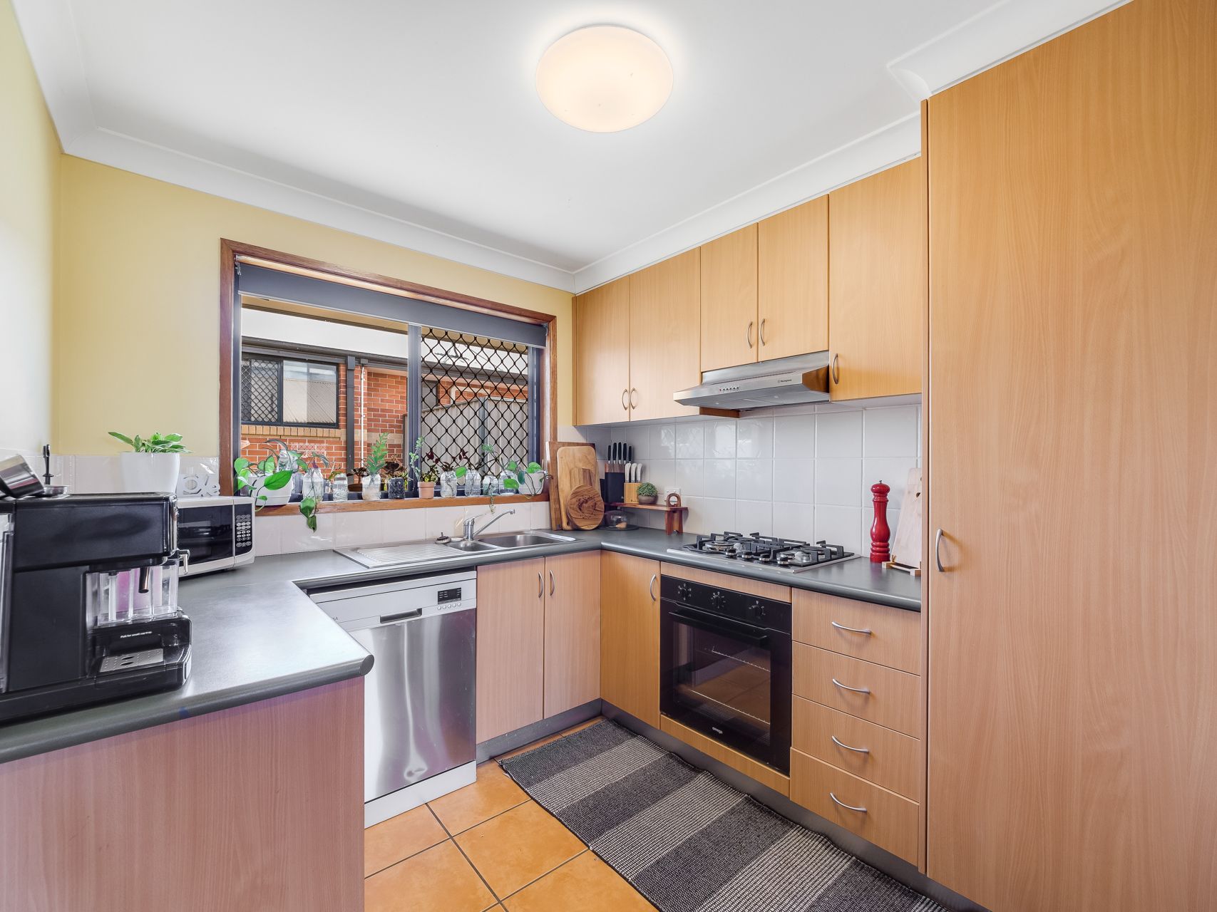 9/15 Donna Court, Kearneys Spring, QLD 4350