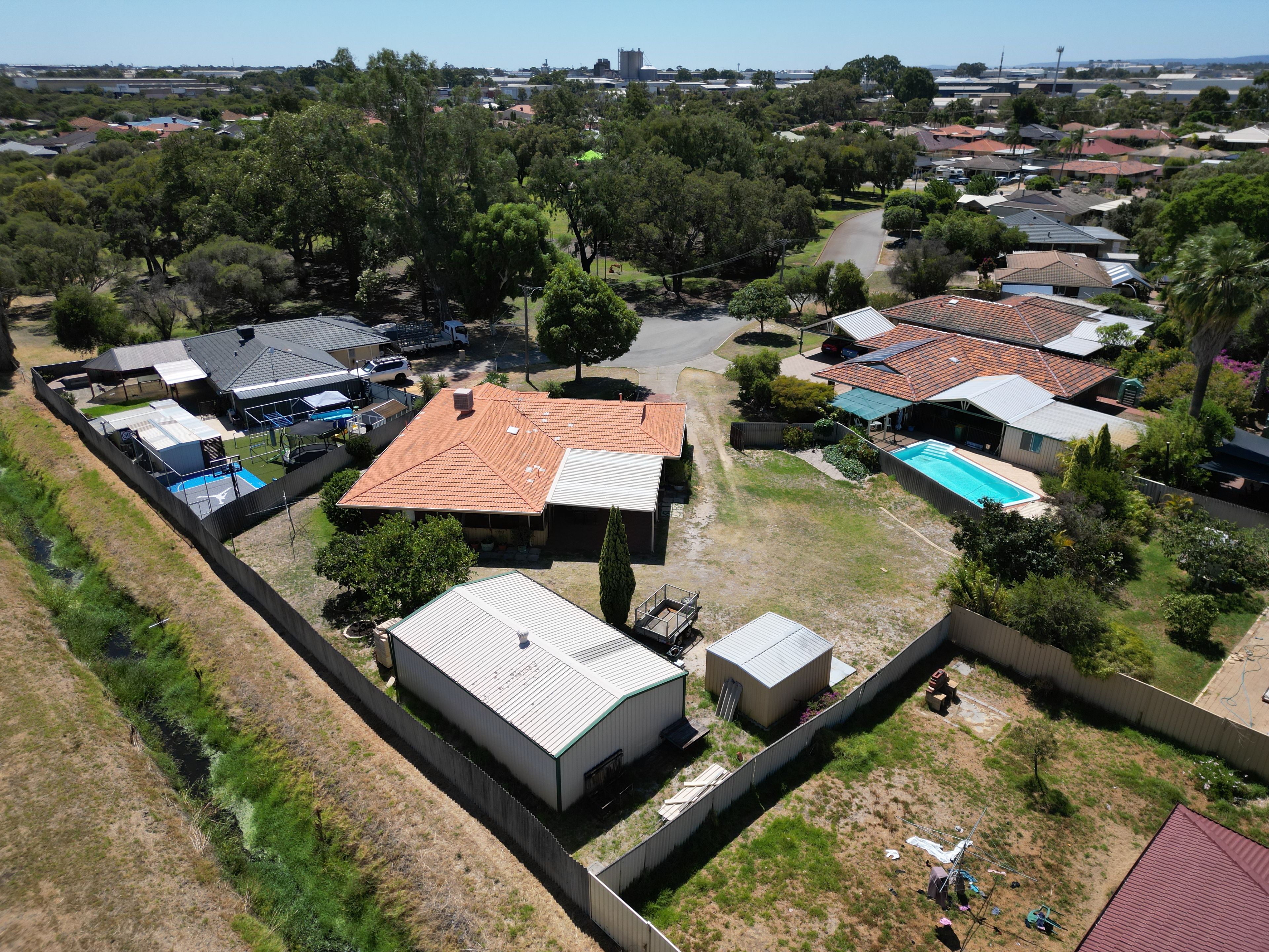 12 Barbel Close, East Cannington, WA 6107