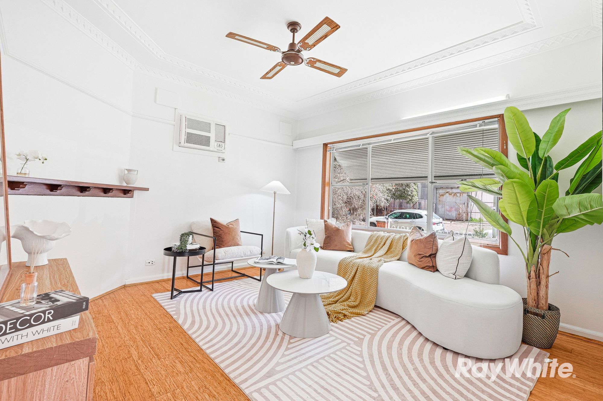 14 Wandsworth Street — photo 3 of 17