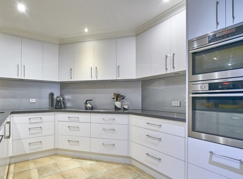 2/115 Lockhart Street, Como, WA 6152