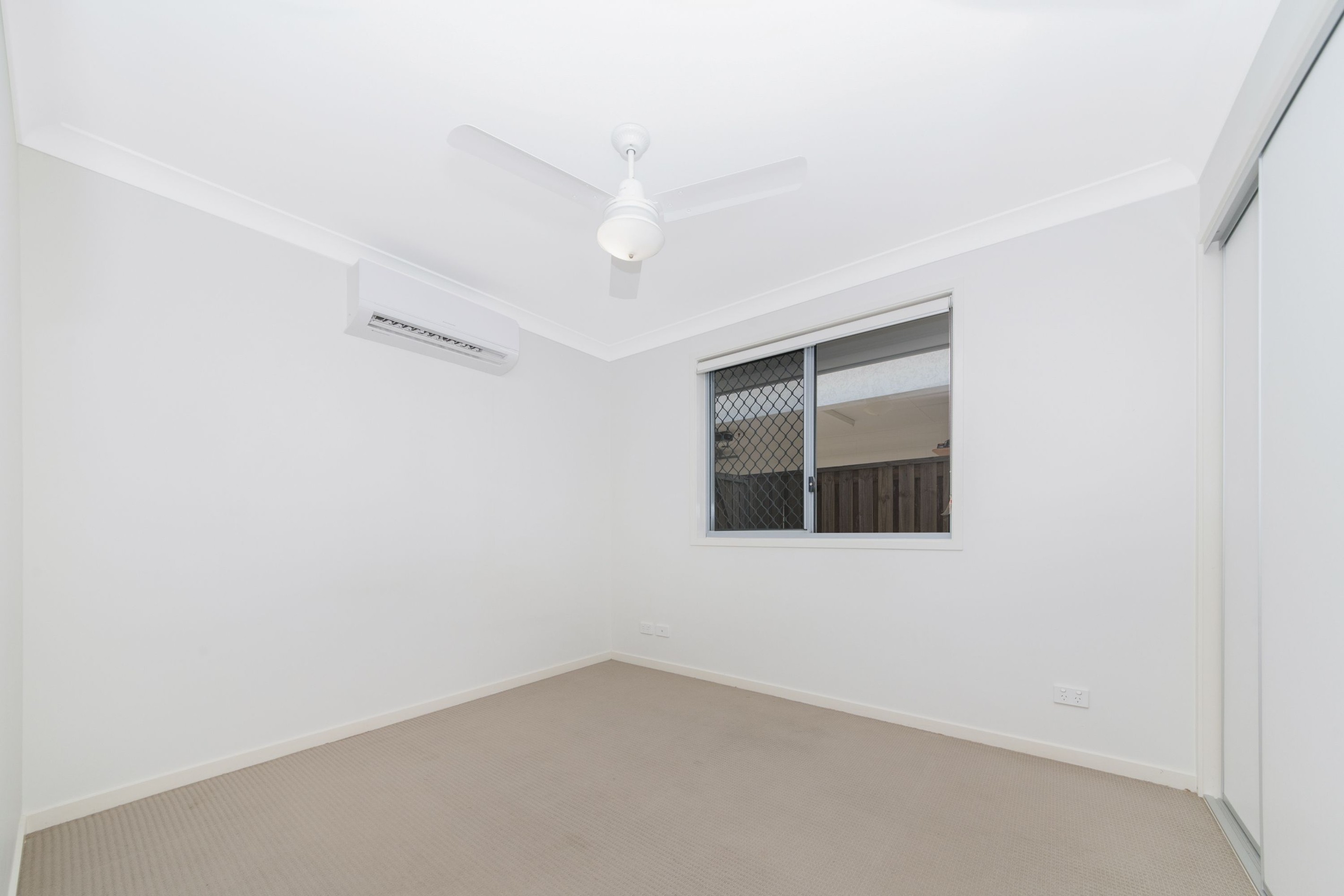 2/9 Intelligence Street, Oonoonba, QLD 4811