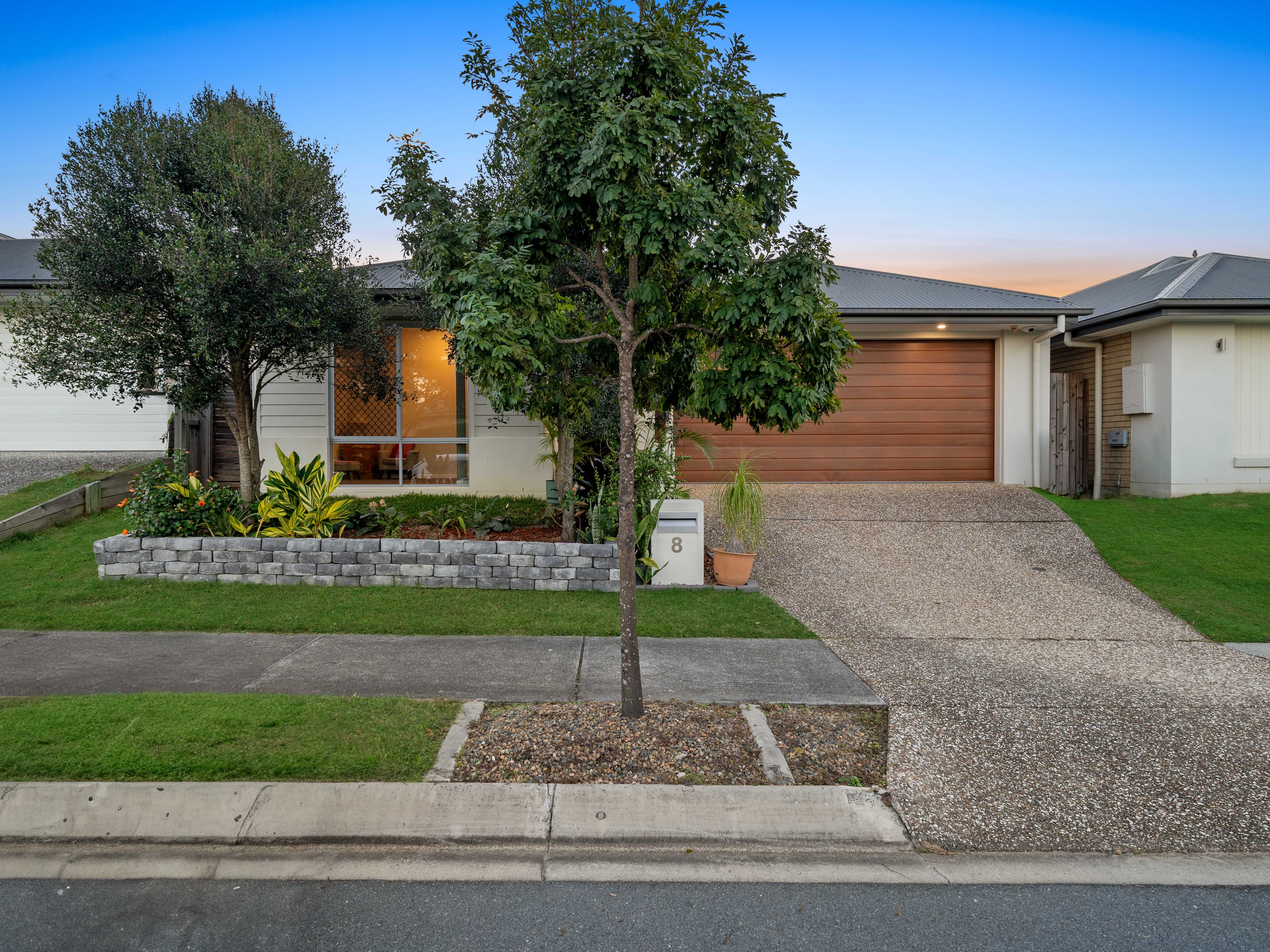 8 Generosity Street, South Ripley, QLD 4306