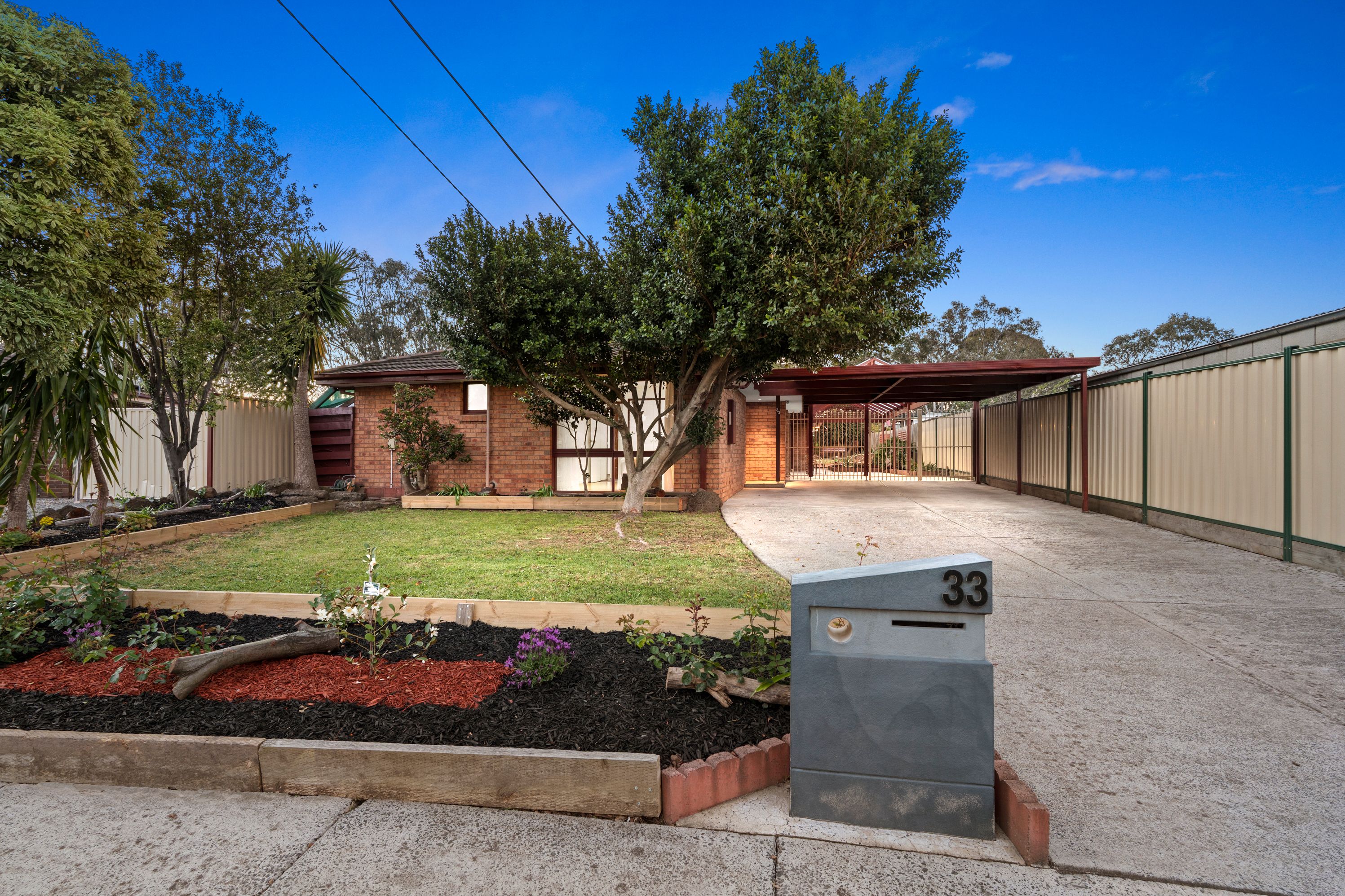 33 Epsom Avenue , Epping VIC 3076