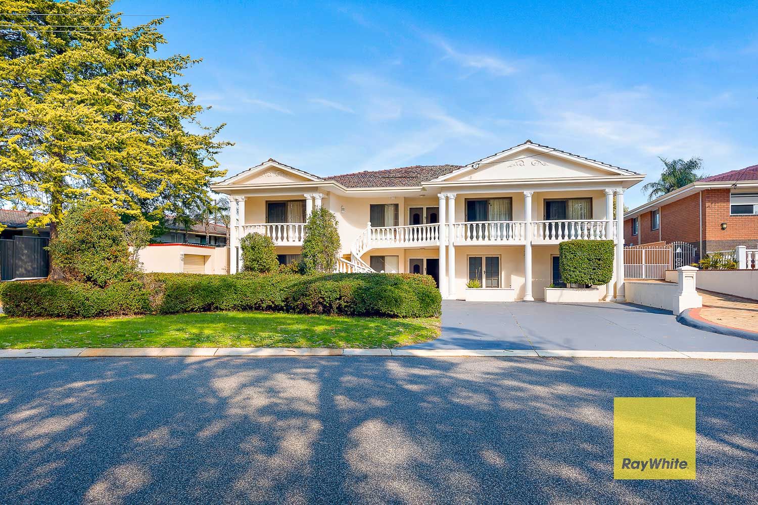 15 Glenbrook Road — photo from Ray White BPG