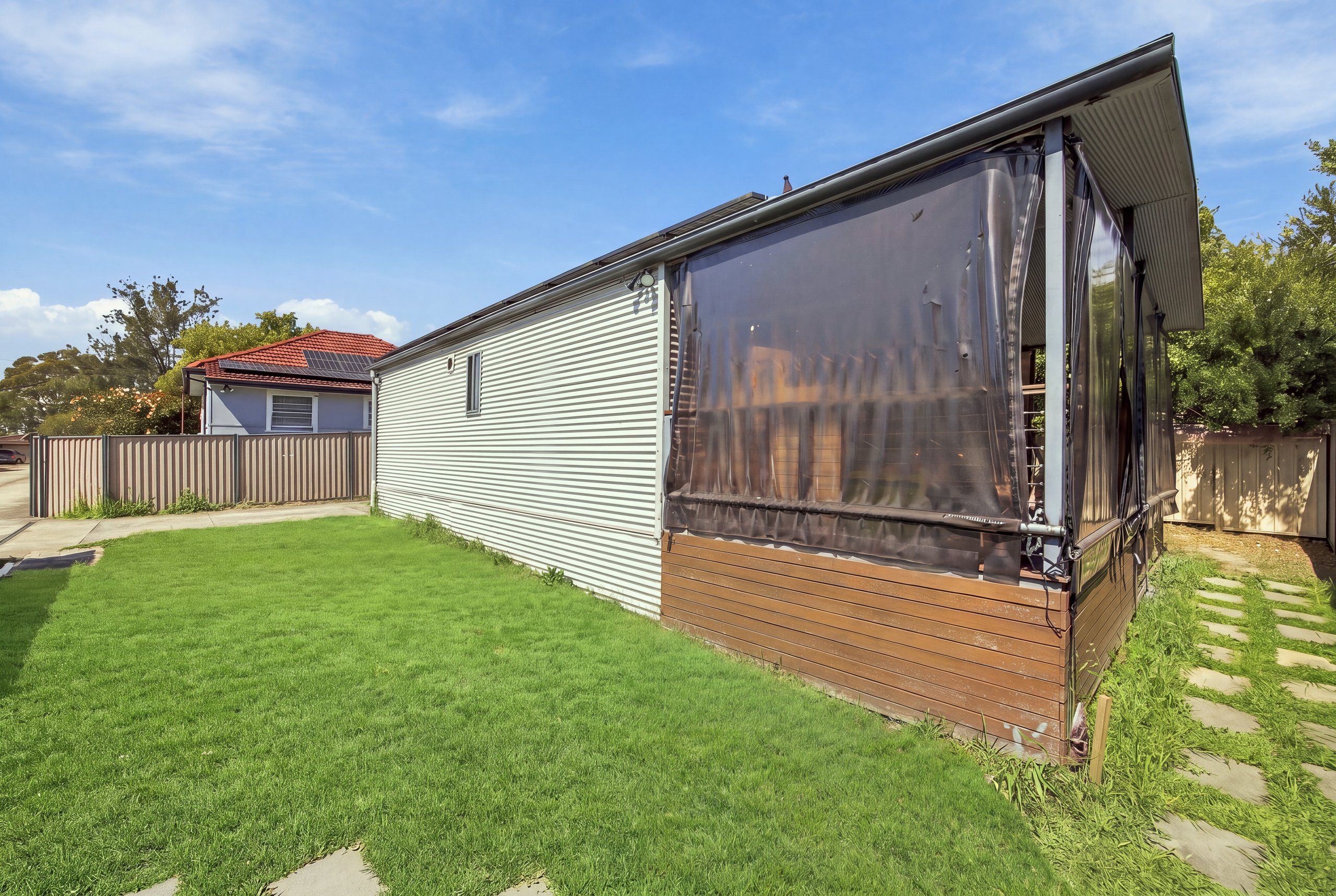 59 & 59a Cornelia Road — photo 14 of 18