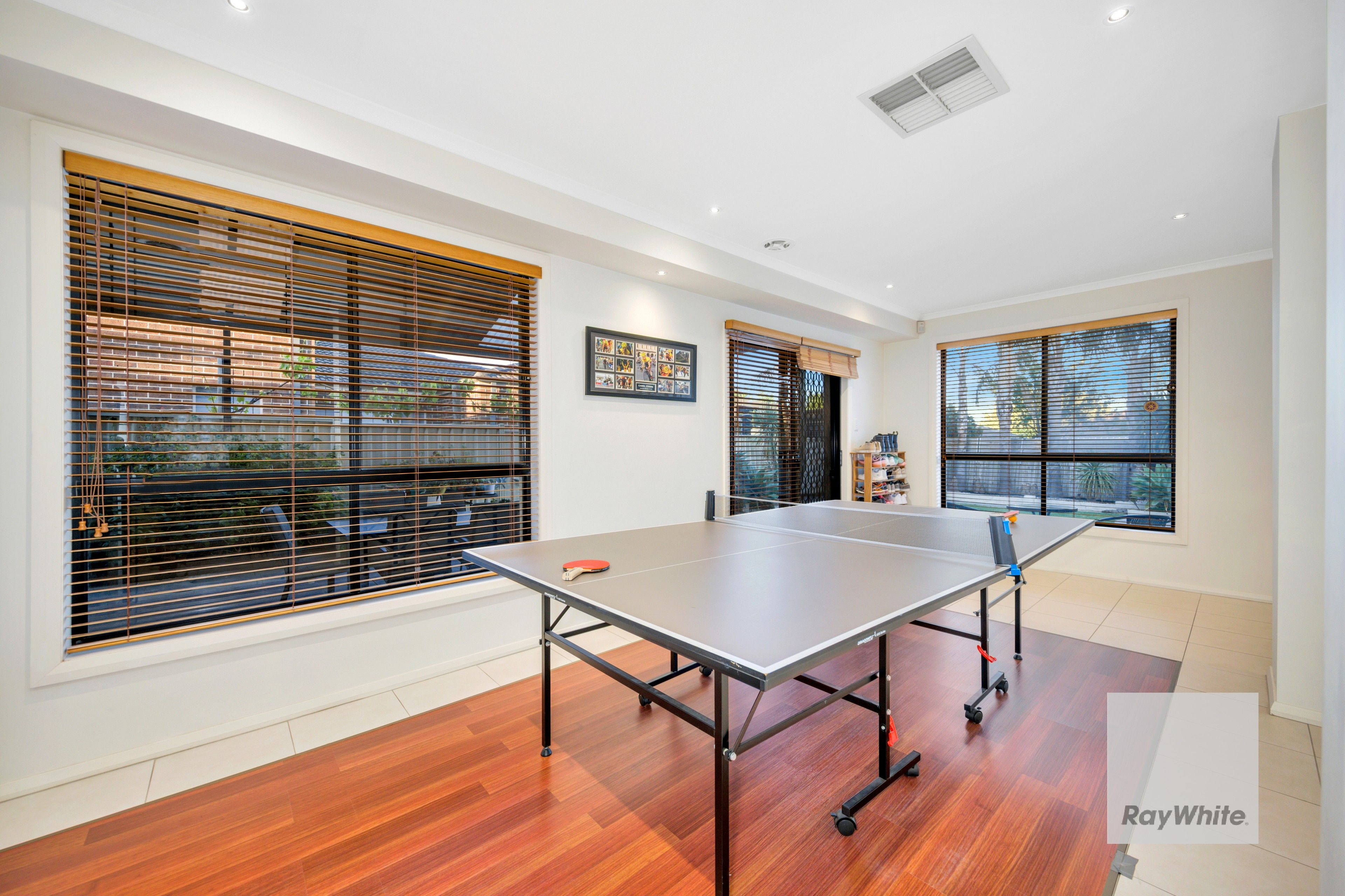 5 Burnley Grove — photo 11 of 24