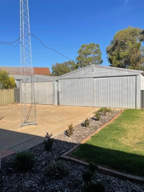 10 Berwick Street, Clare, SA 5453