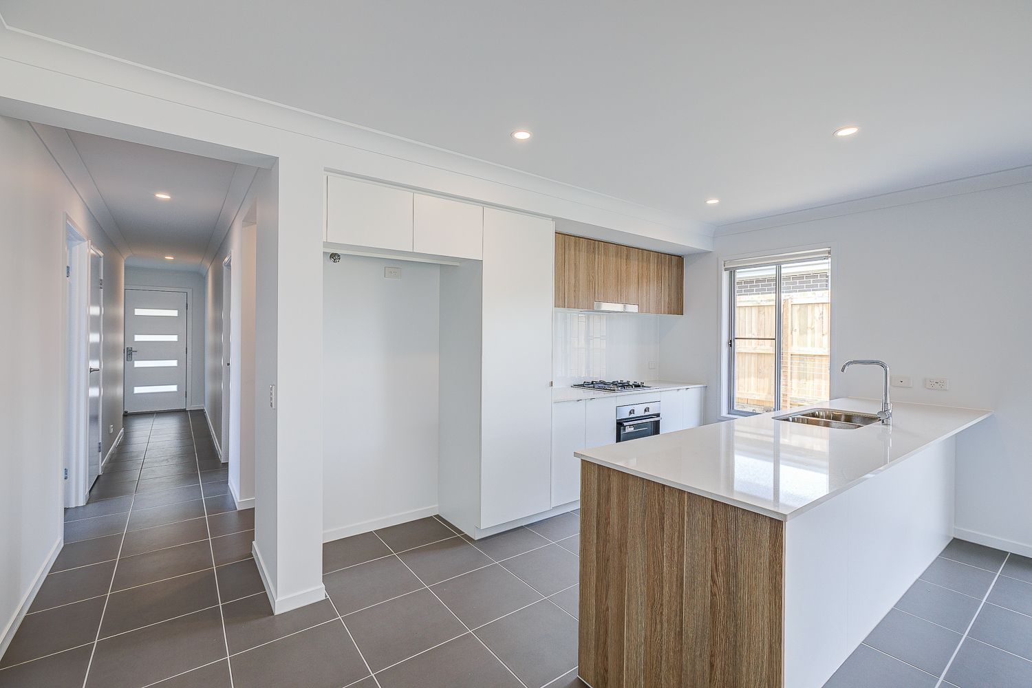 13 Cottee Circuit, Park Ridge, QLD 4125