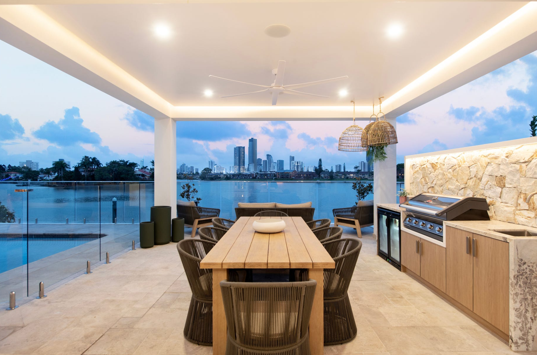 25 Intrepid Drive, Mermaid Waters, QLD 4218