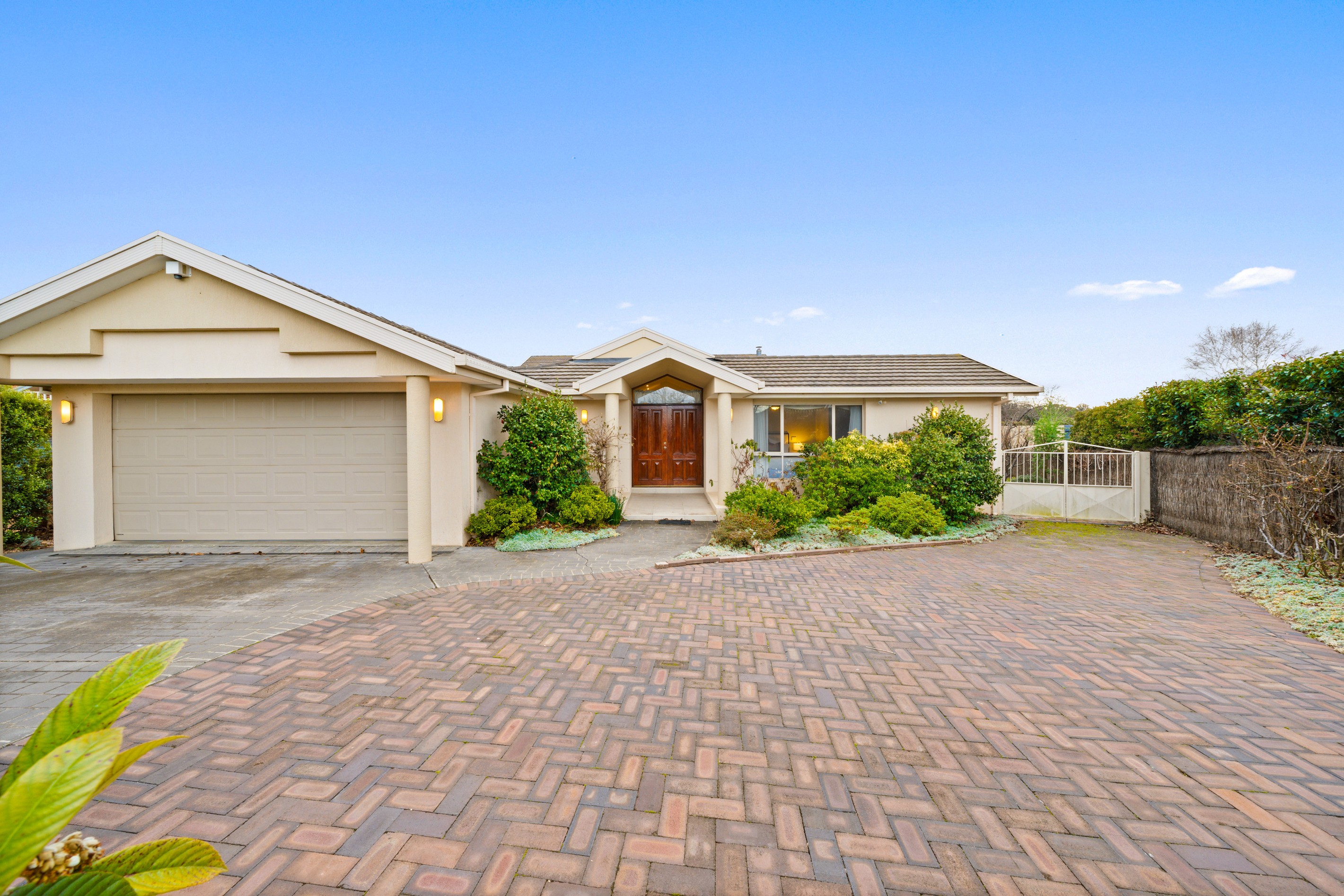 6 Soutar Place, Kambah, ACT 2902