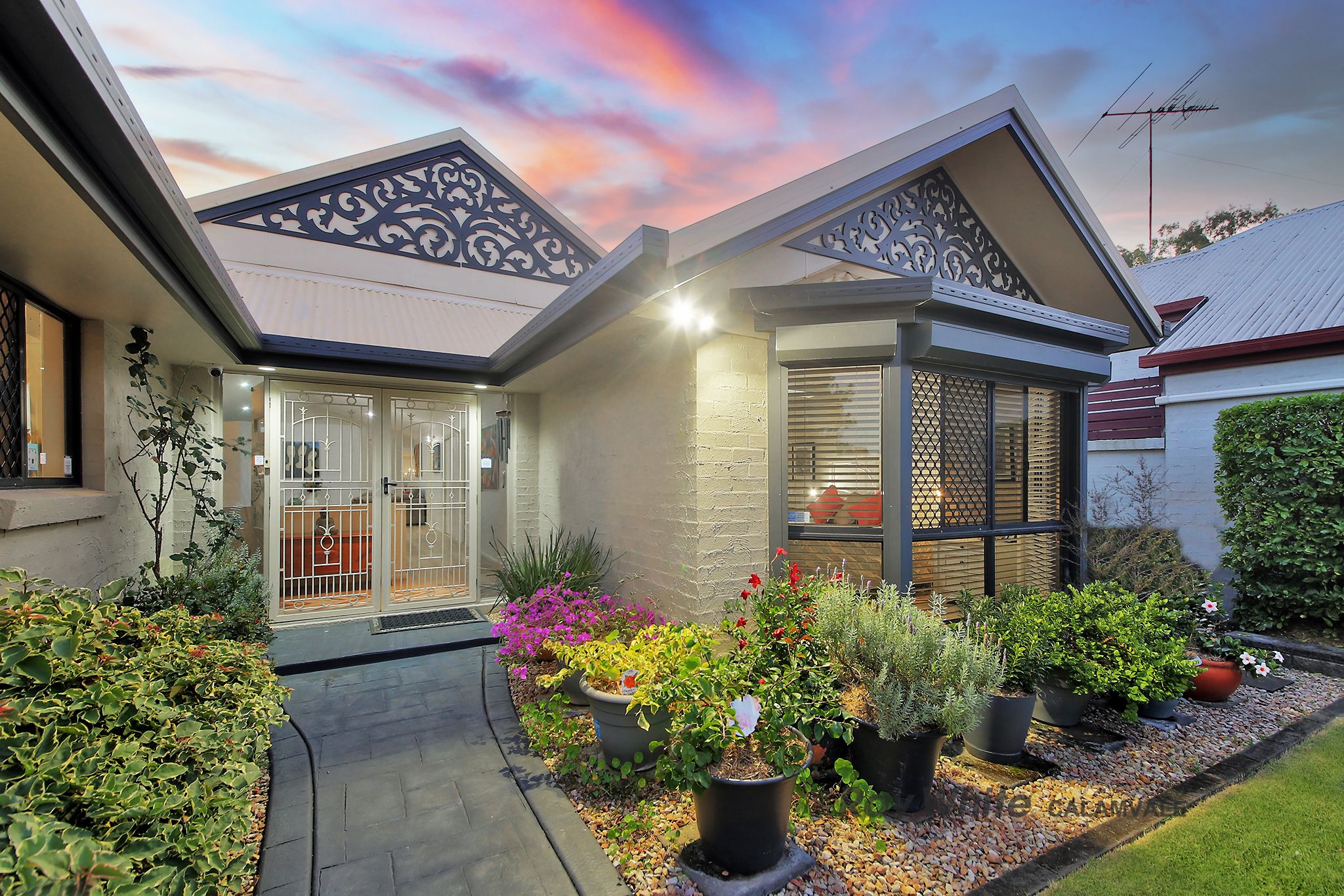 8 Weyba Close, Forest Lake, QLD 4078