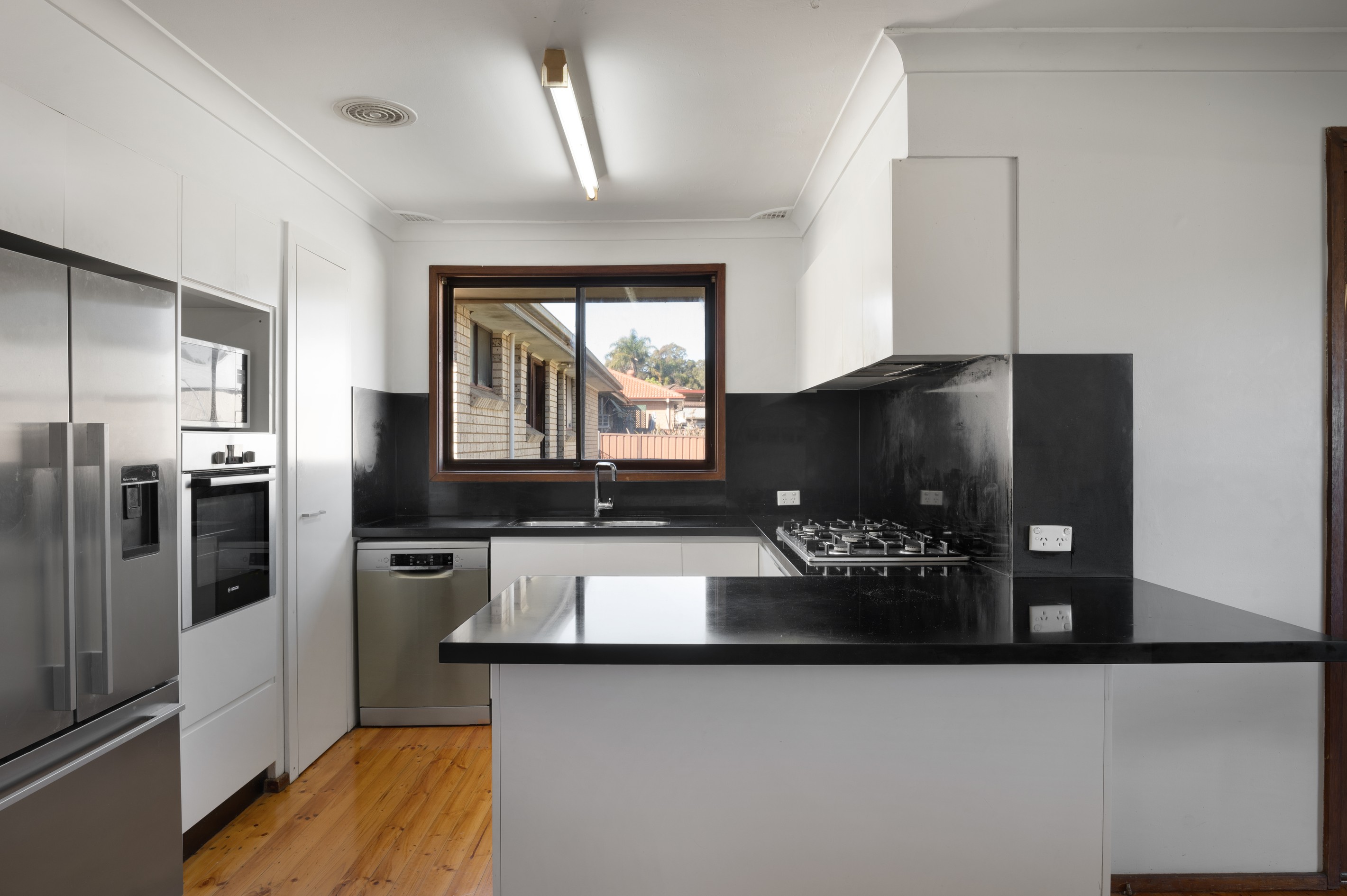3 Honeyeater Place, Ingleburn, NSW 2565