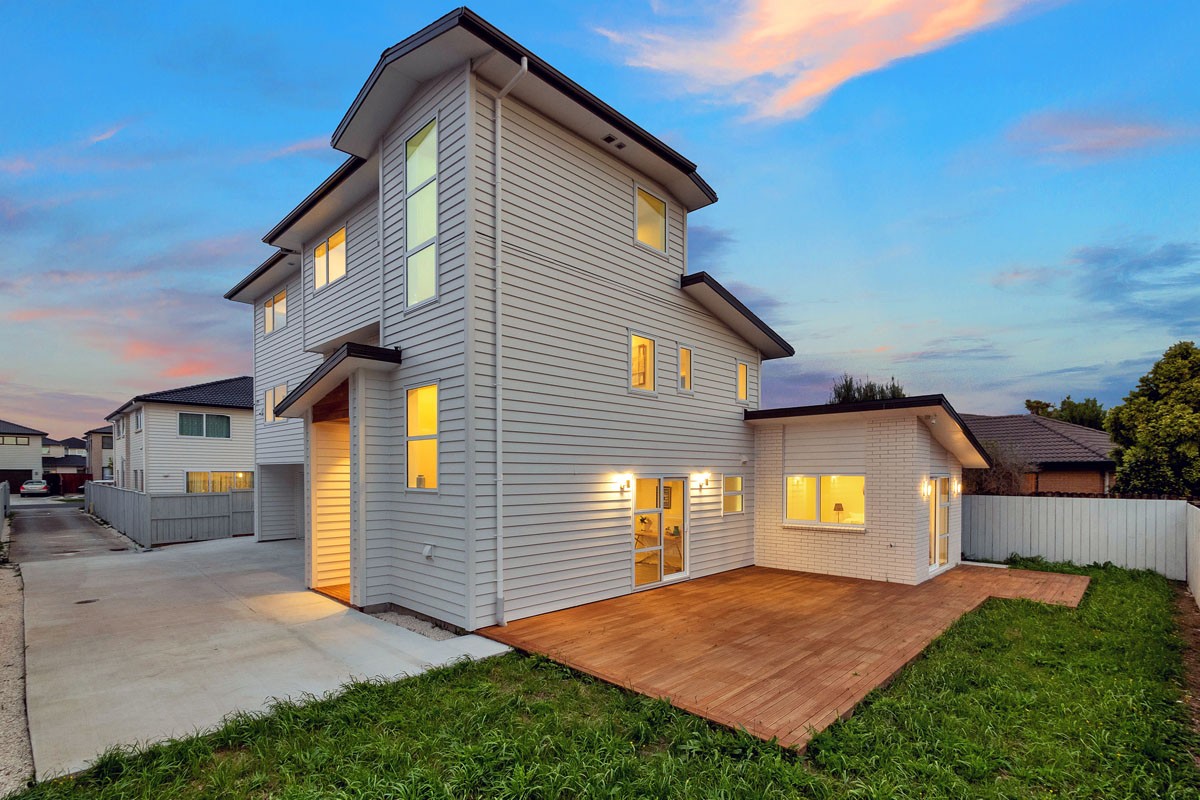16 Quattro Avenue, Flat Bush, Manukau City