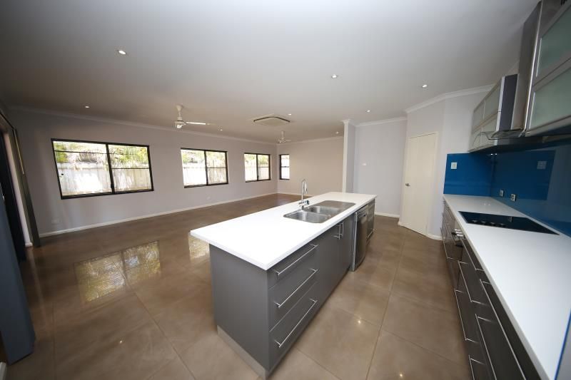10 Kingfisher Way, Nickol, WA 6714