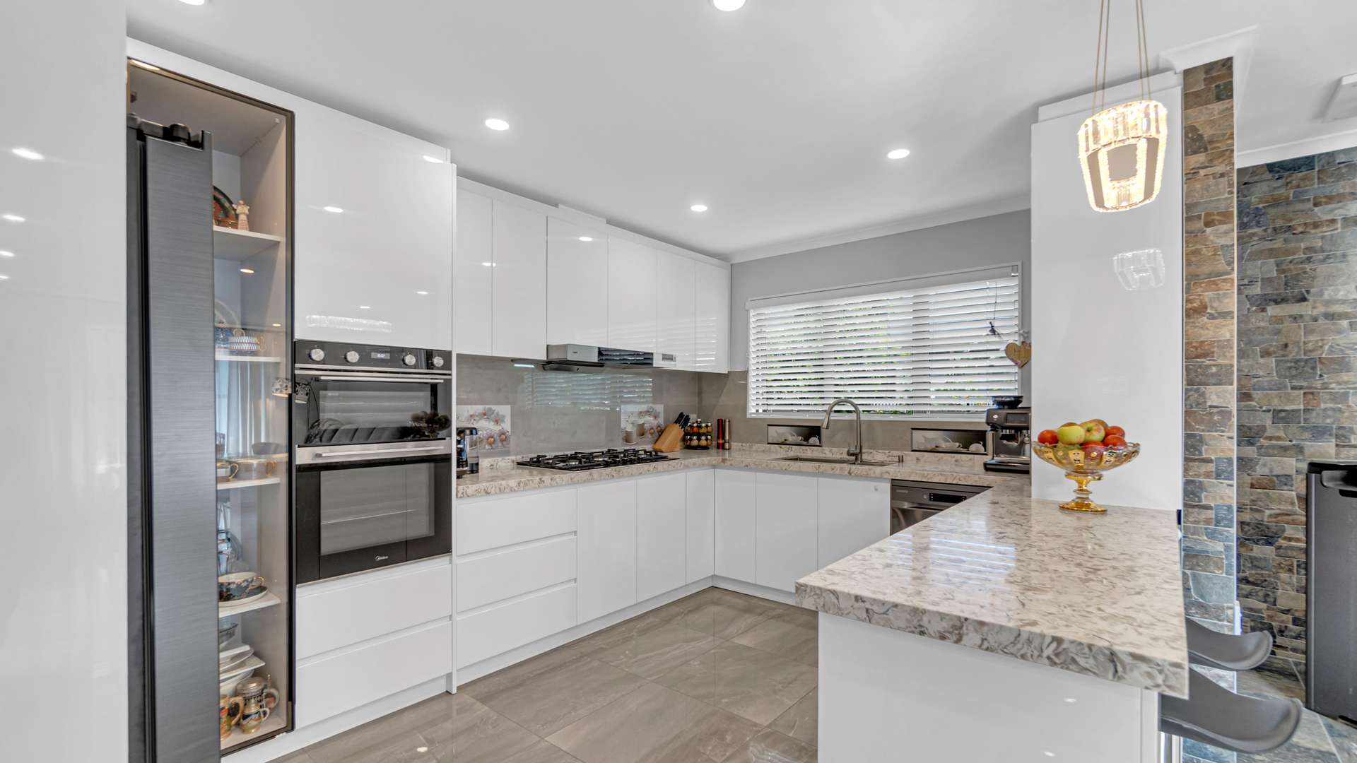 172 Avonhead Road photo 0