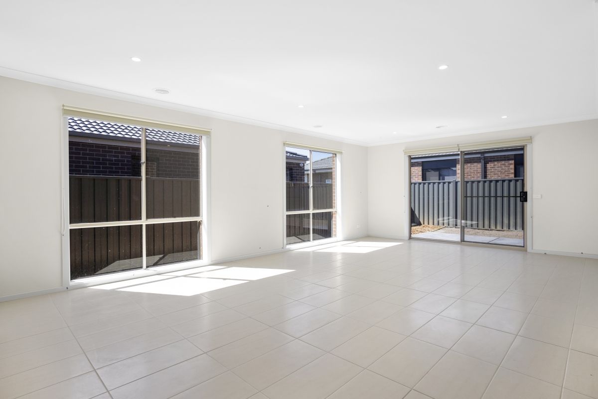 8 Eastcott Street, Tarneit, VIC 3029