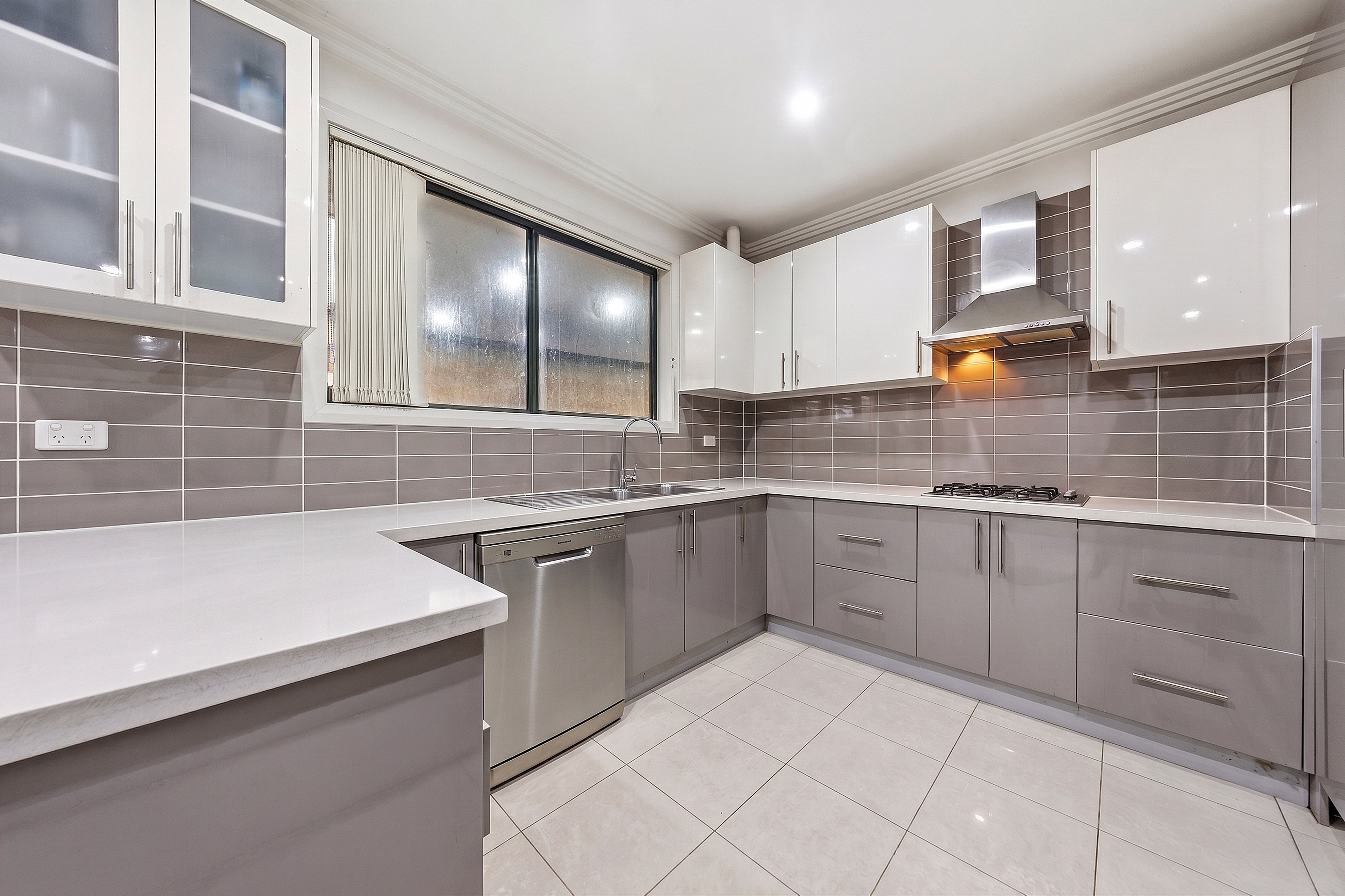 10 Gough Avenue — photo 6 of 14
