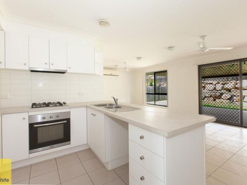 10 Scott Way, Redbank Plains, QLD 4301