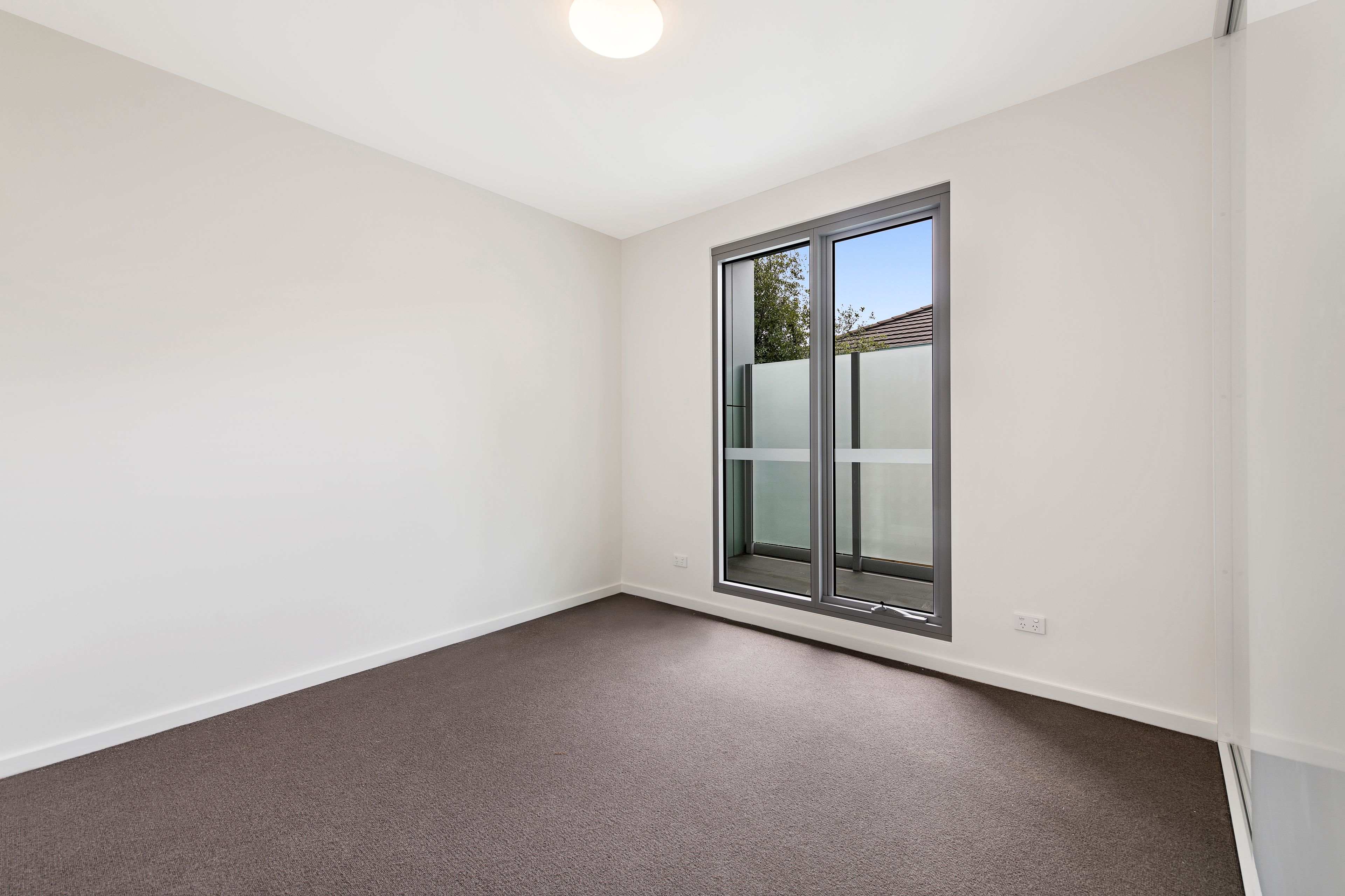 102/1217 Centre Road, Oakleigh South, VIC 3167