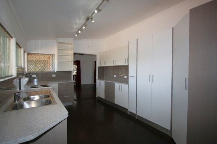 8 Hodgkinson Street, CHARTERS TOWERS CITY, QLD 4820