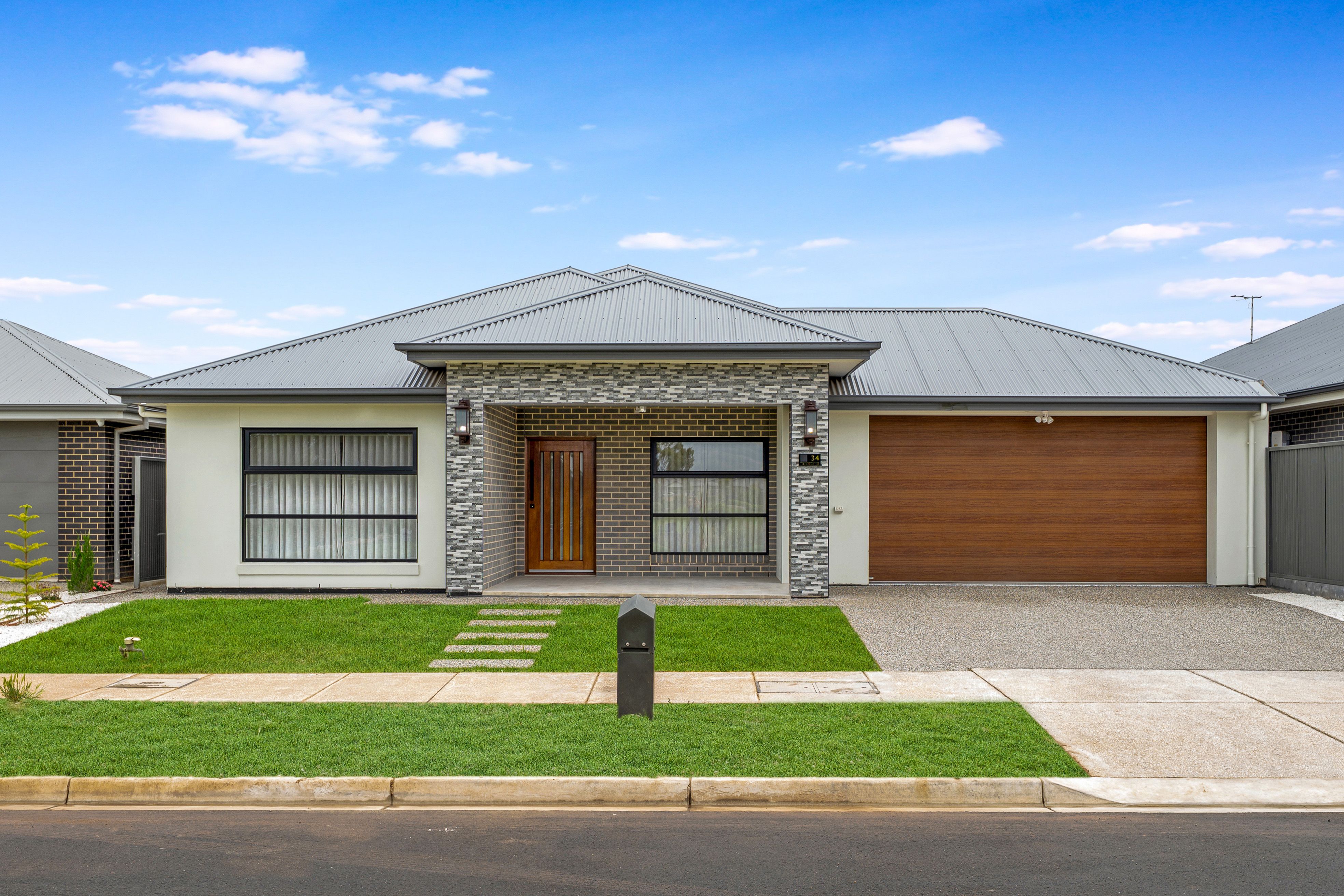 34 Grevillea Parade, RIVERLEA PARK, SA 5120