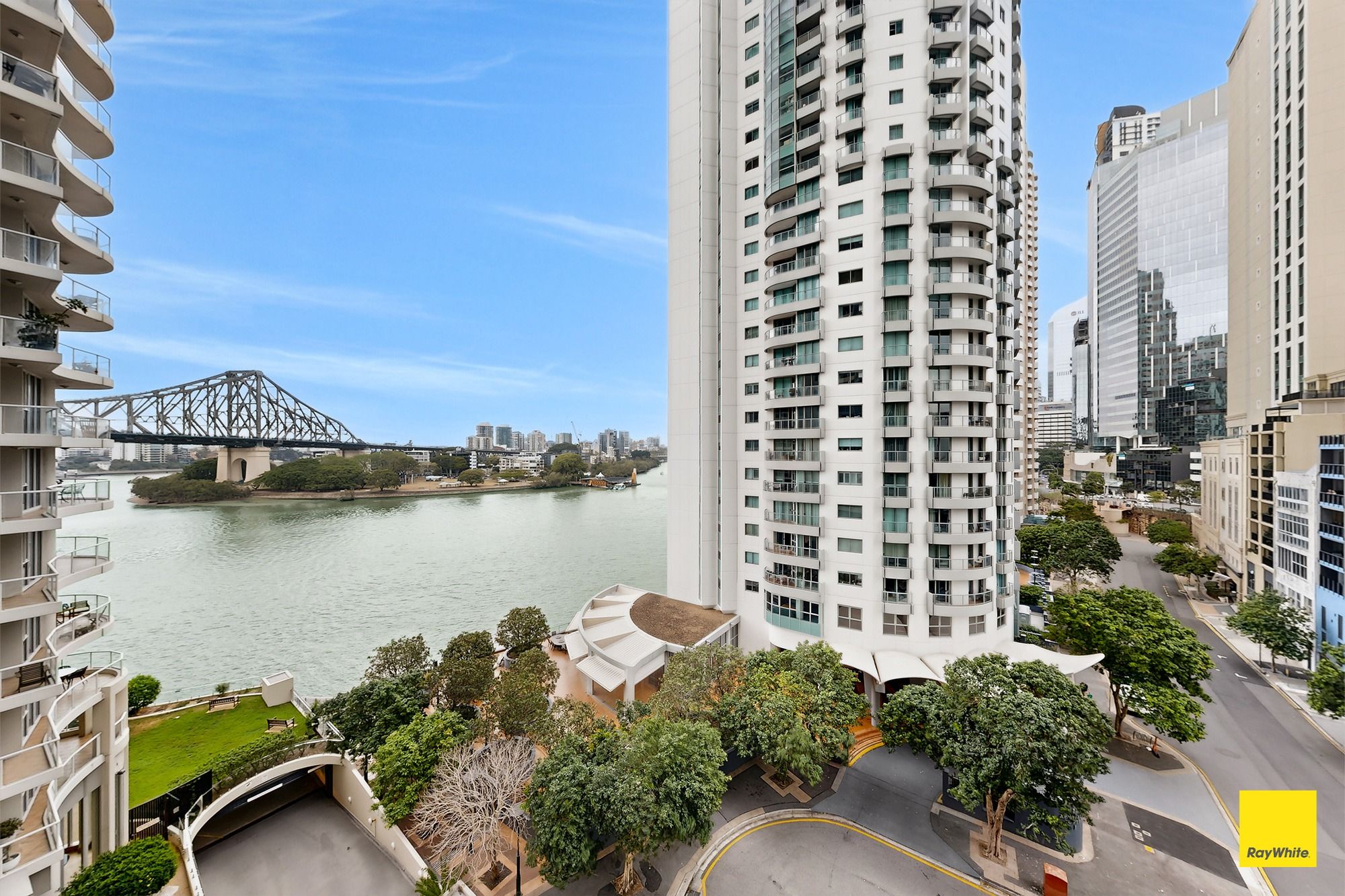 62/30 Macrossan Street — photo from Ray White Brisbane City