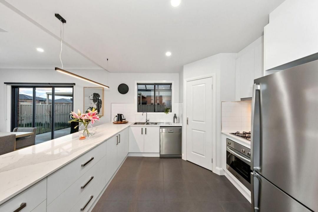 13 Riverbank Boulevard, HARKNESS, VIC 3337
