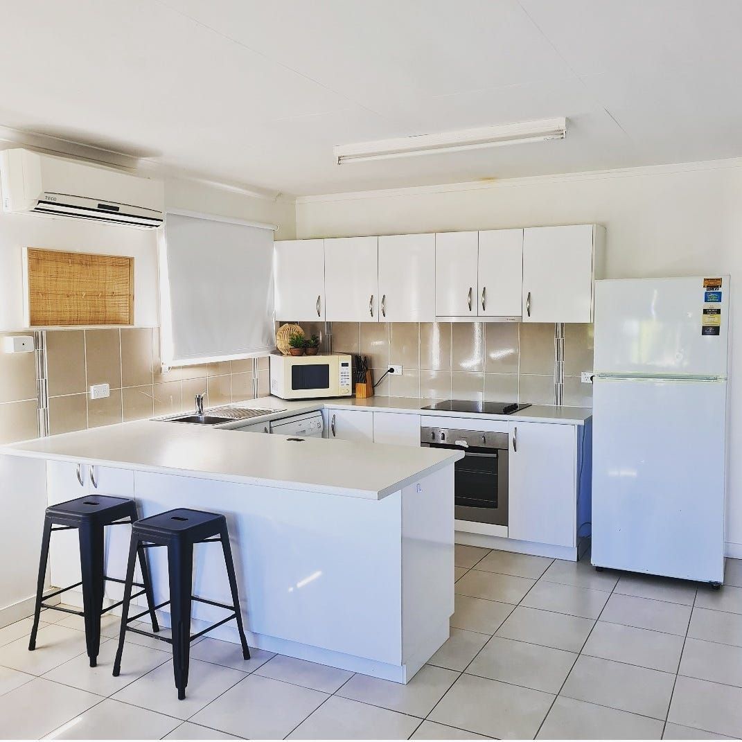 8 Byrne, West Gladstone, QLD 4680