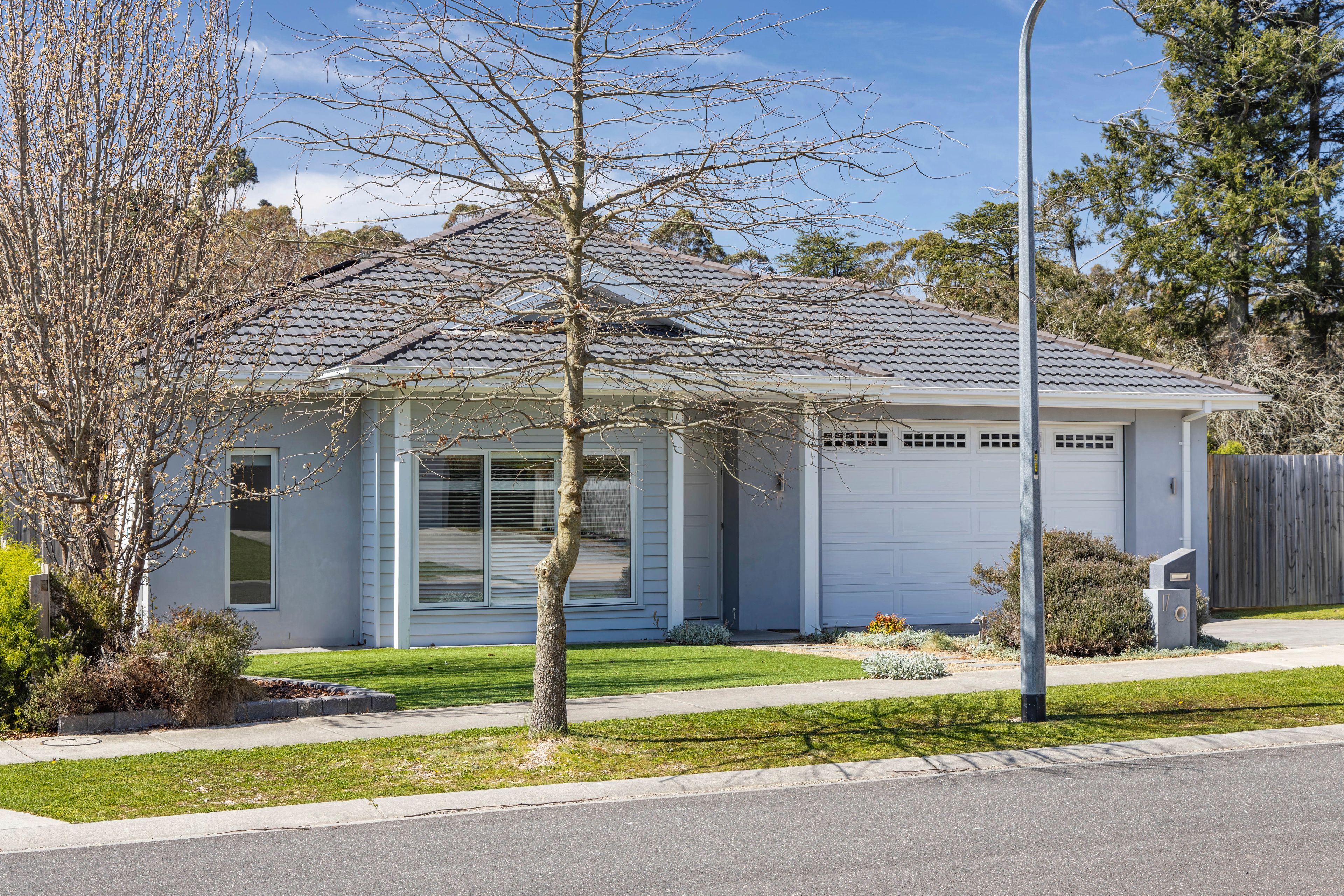 17 Jones Court — photo from Ray White Kyneton