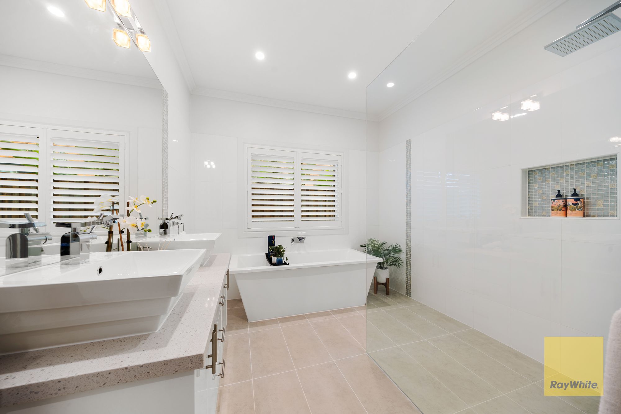 38 Tristania Drive — photo 11 of 30