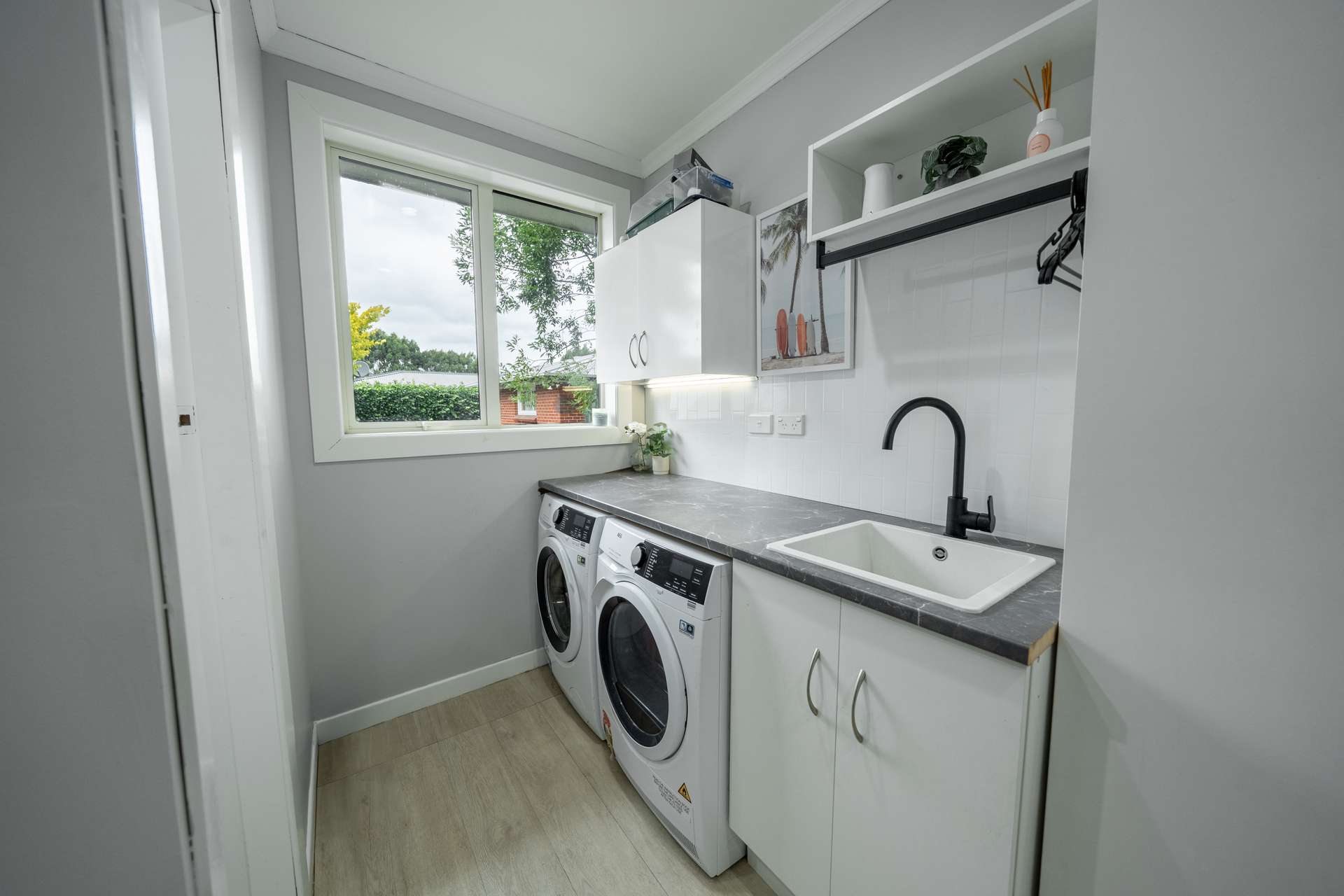62 Anglem Street photo 14