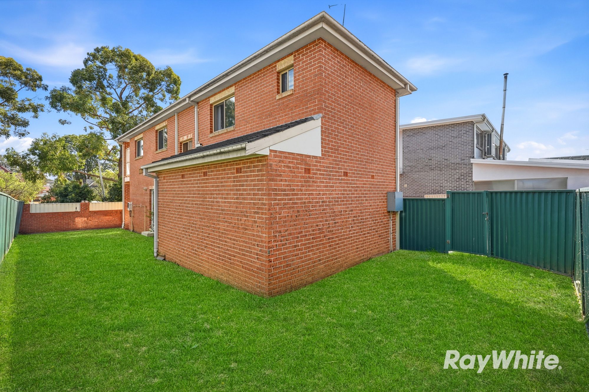 4 Holdsworth Street — photo 16 of 21