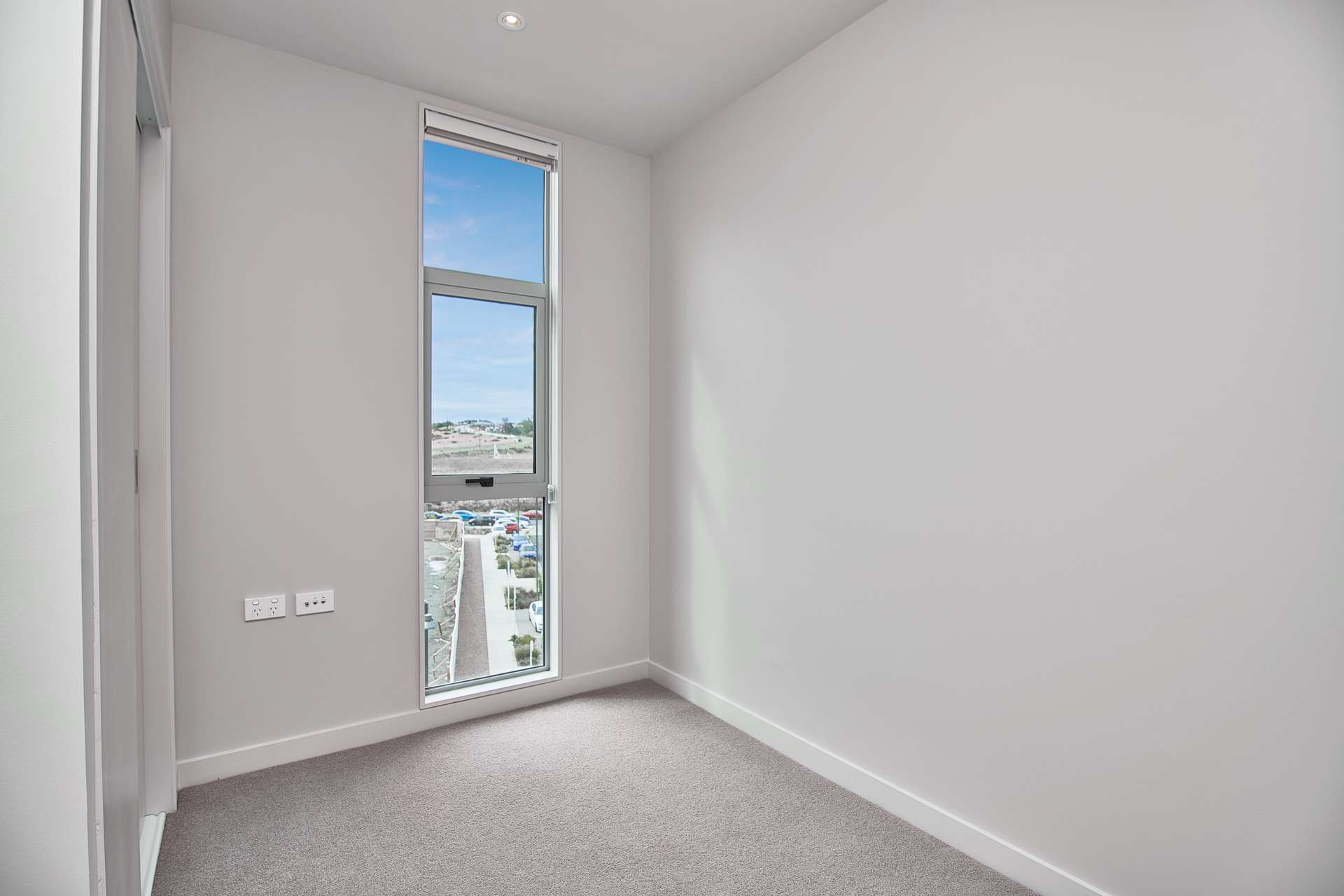 304/5 Rose Garden Lane photo 11