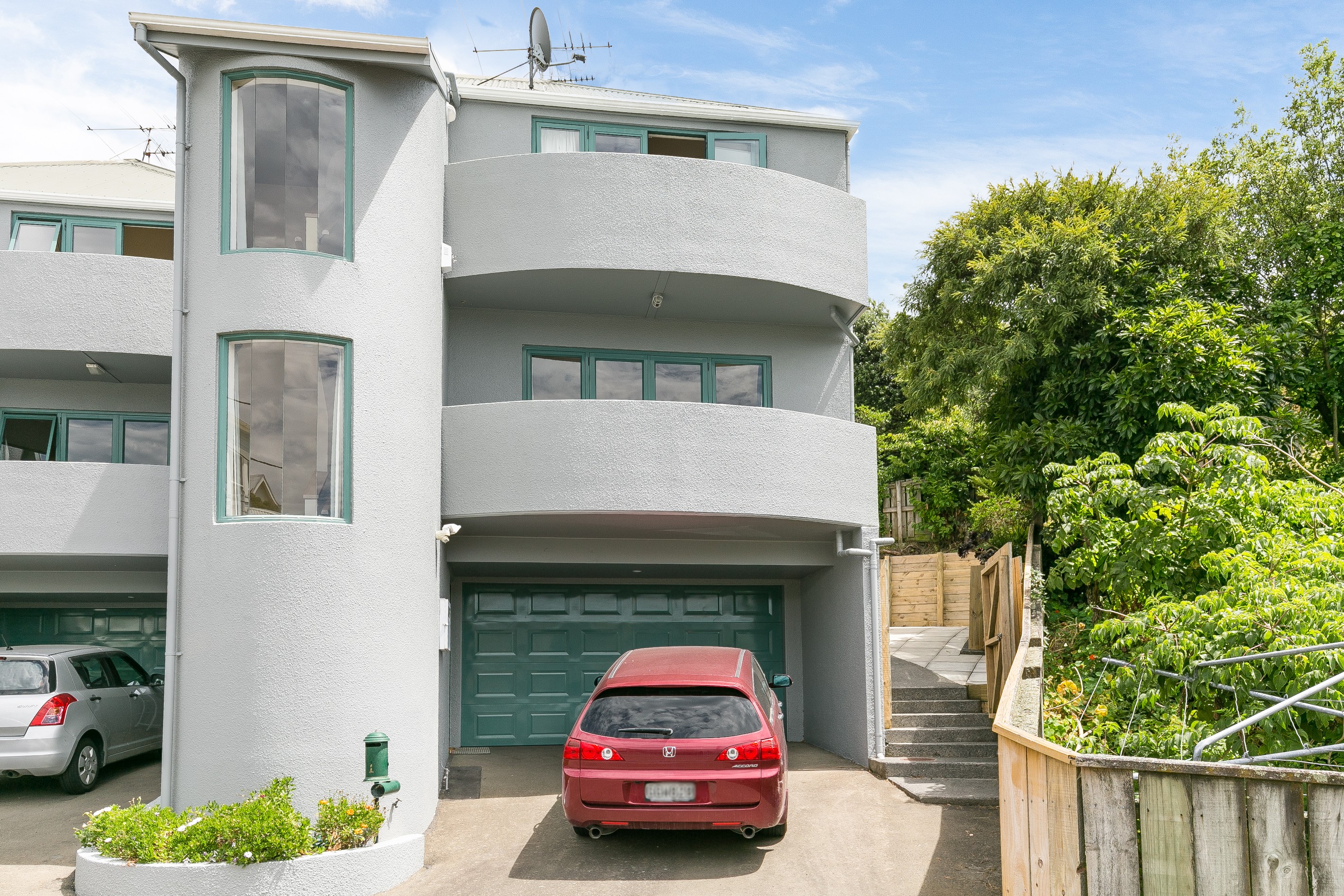 1 Oak Grove, Mount Cook, Wellington City
