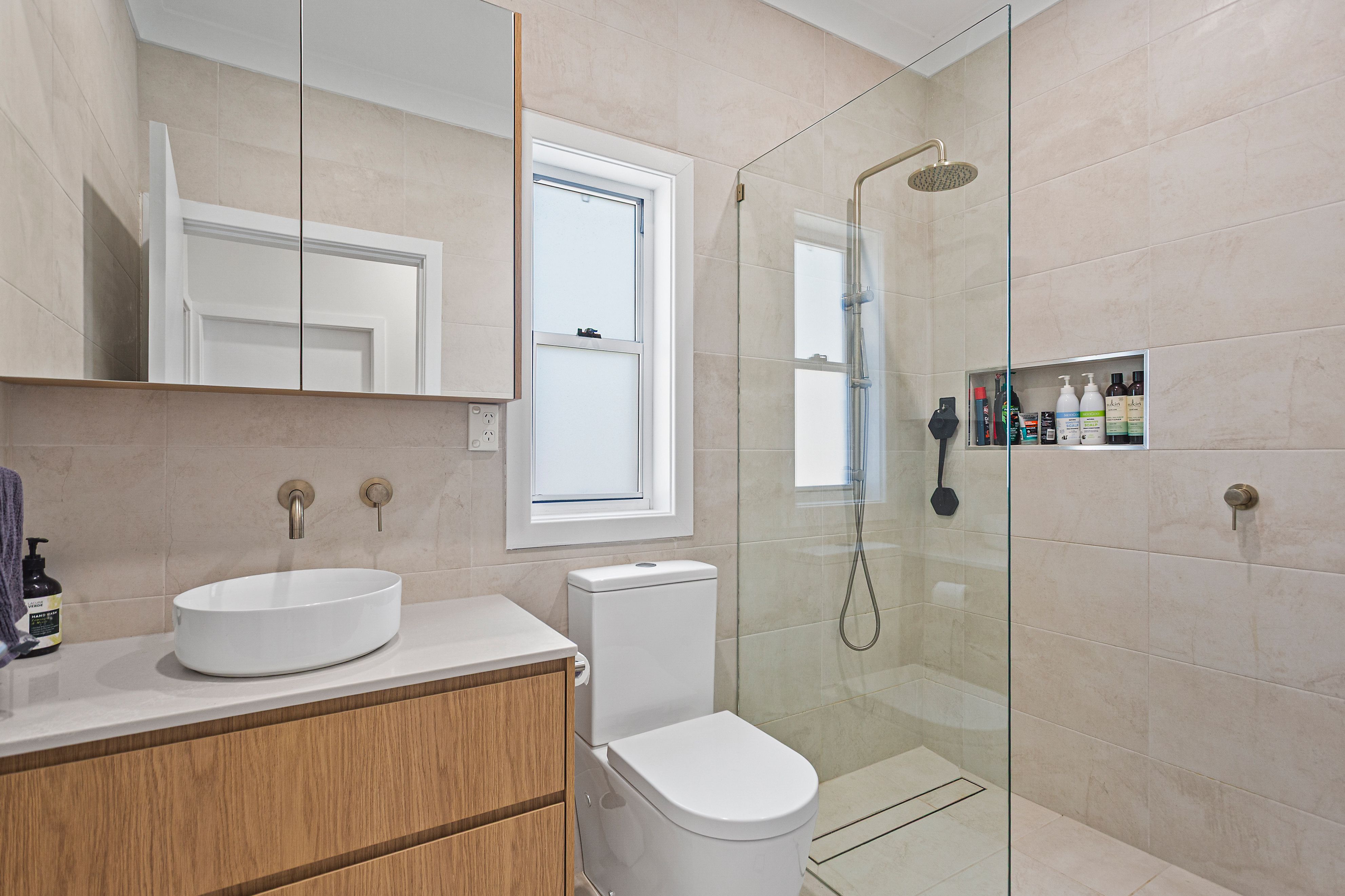 2 Waldron Street — photo 3 of 5