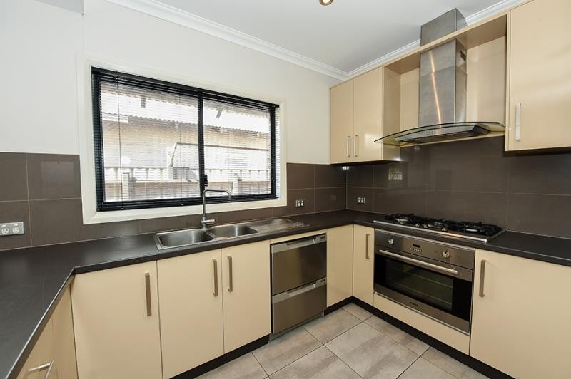 96 Marniyarra Loop, Baynton, WA 6714