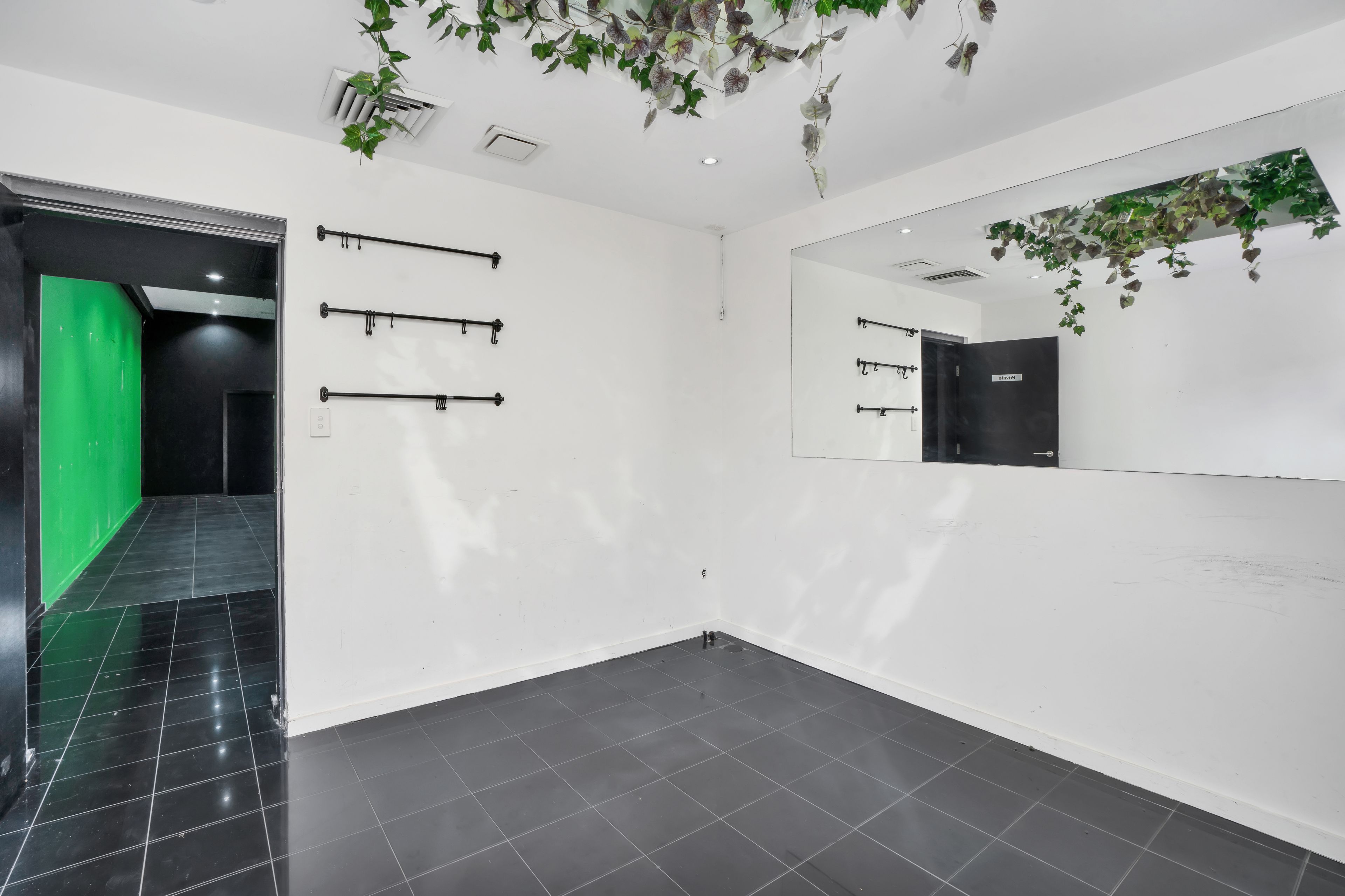 11/2 Clare-Mace Crescent, Berkeley Vale, NSW 2261