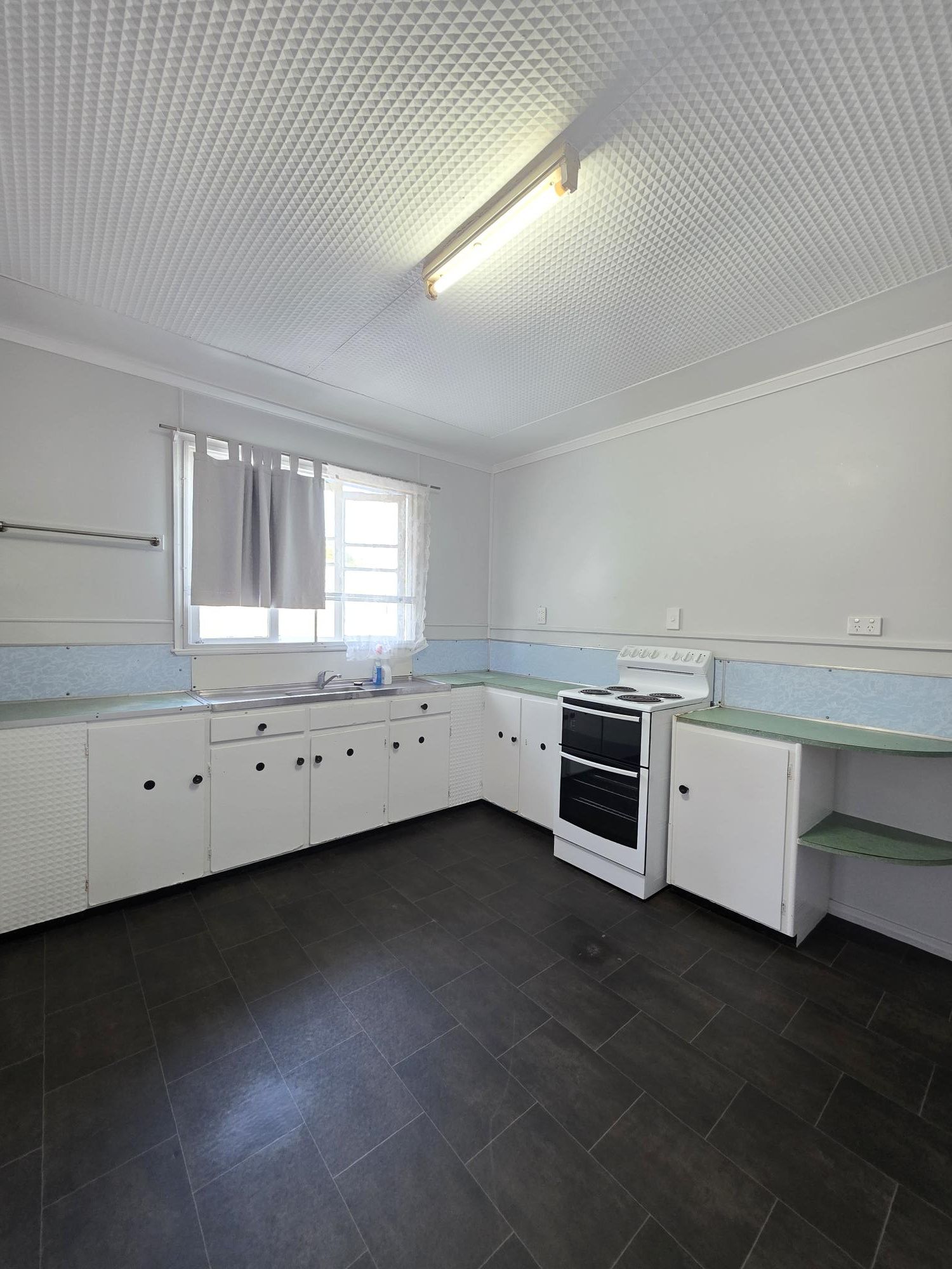 2/31 Washpool Street, Biloela, QLD 4715