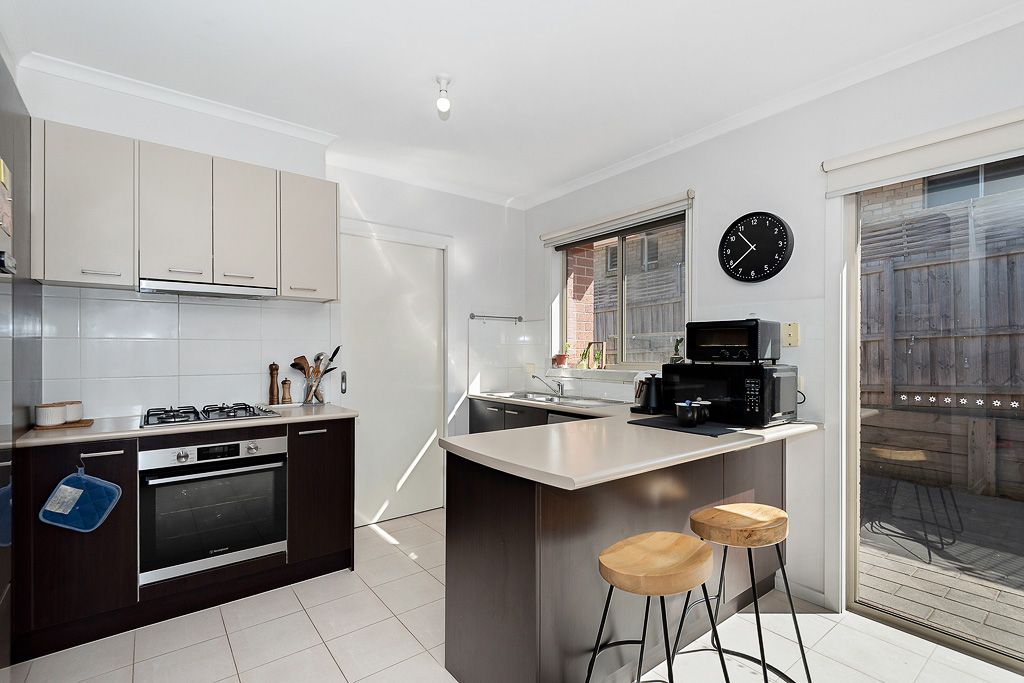 2/47 Lardner Road — photo 3 of 7