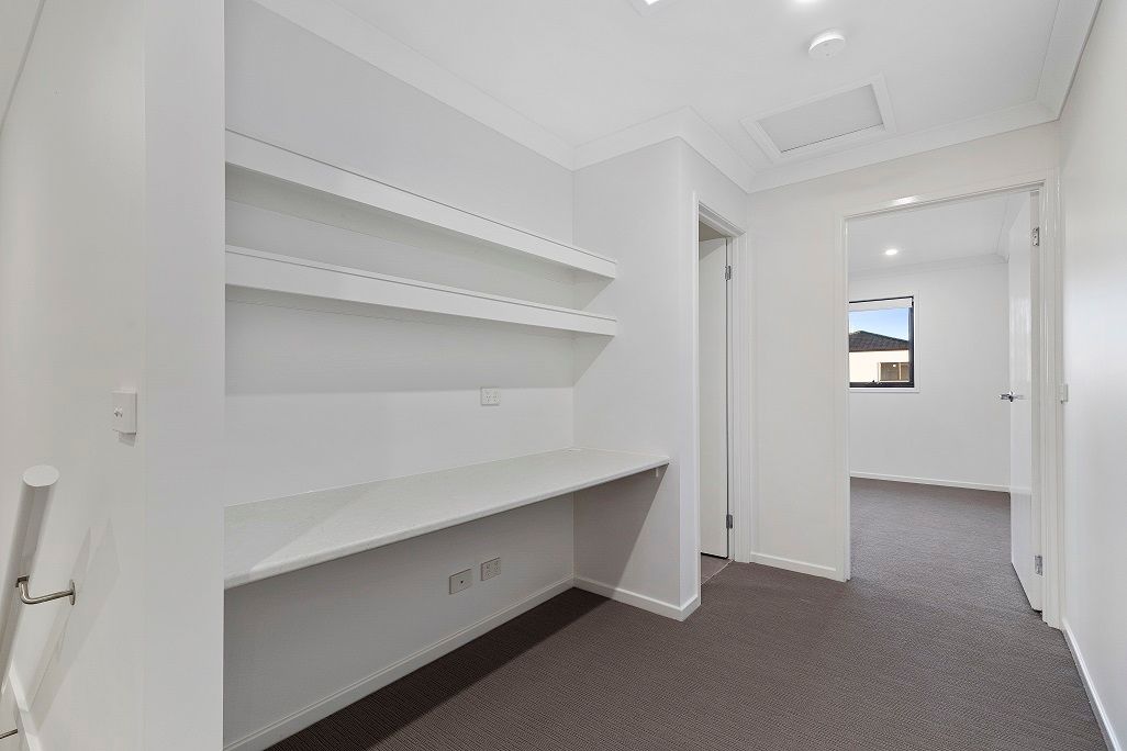 10 St Martin Way — photo 8 of 11